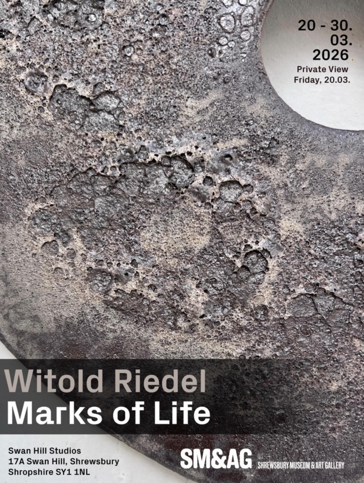Marks of Life — Witold Riedel
Join us for the Private View on FRIDAY 20 March as Witold Riedel opens his solo exhibition Marks of Life at Swan Hill Studios.
Working across ceramics, drawing and photography, Riedel’s practice explores memory, material and the traces of human experience embedded in landscape. Born in Silesia and now based in Lisbon, his work reflects on industrial histories, transformation, and the deep connections between people and place.
Following the opening at Swan Hill Studios, the exhibition continues as a collaboration with Shrewsbury Museum and Art Gallery, where accompanying objects will be on display, extending the conversation between the artist’s work and the region’s own layered history of labour, industry and landscape.
Private View: 20 March
Exhibition: 21–30 March
Swan Hill Studios, 17 Swan Hill, Shrewsbury
Additional works on view at Shrewsbury Museum and Art Gallery
RSVP link in bio