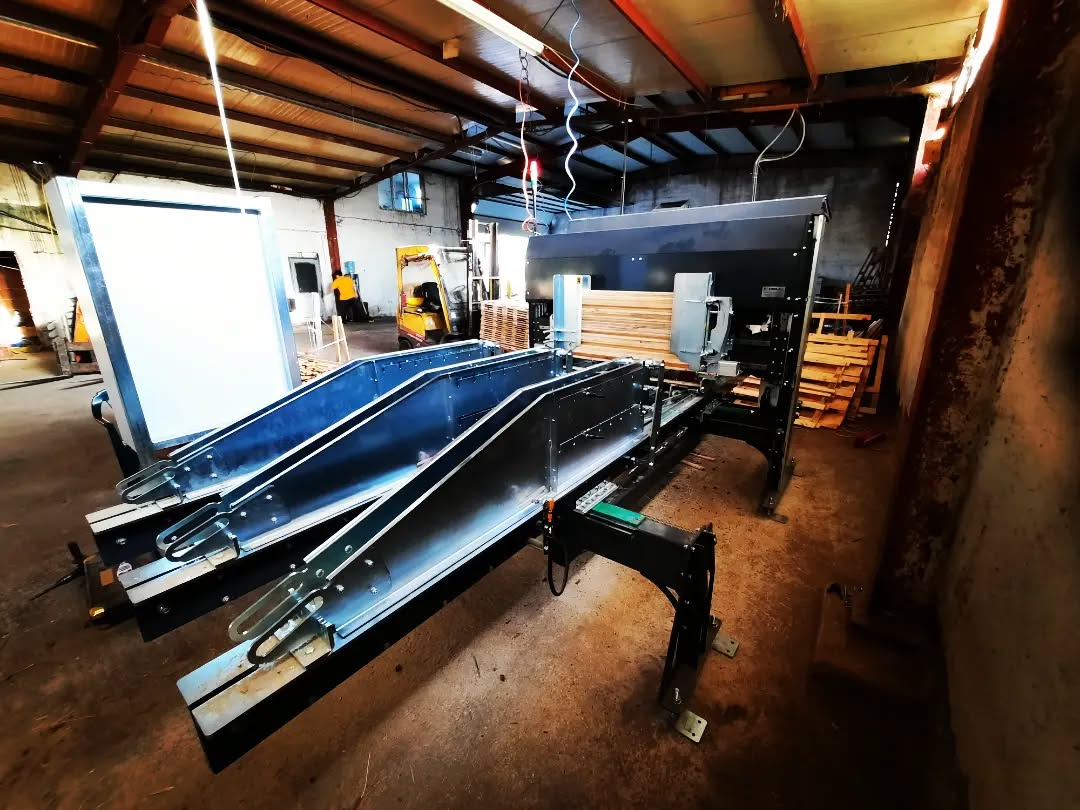 Another machine delivered to the world. This time a small Deck nailing machine to Bulgaria 🇧🇬