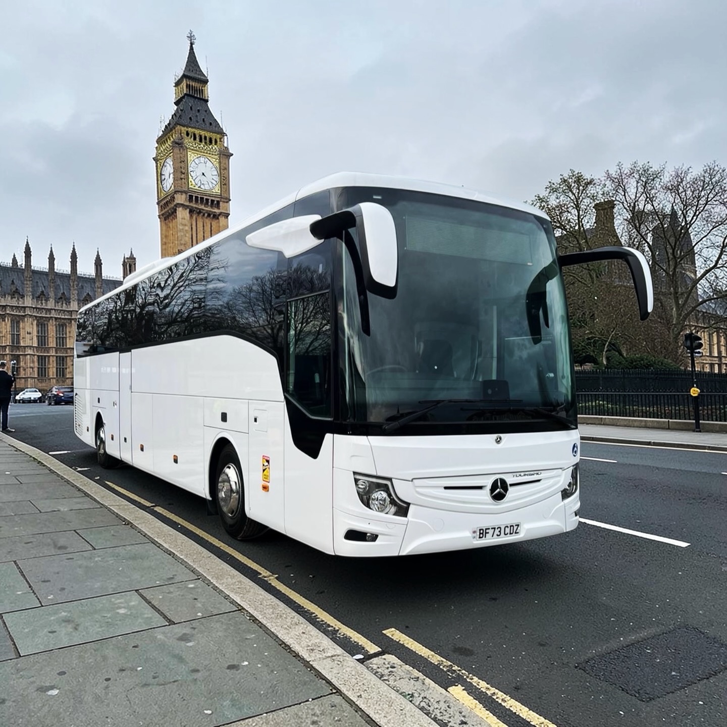 Executive Coaches Available For Any Occasion. 53 to 61 Seaters Available.
Book Now 📲📲📲
#achmaluxe #executivetravel #coaches #luxury #london