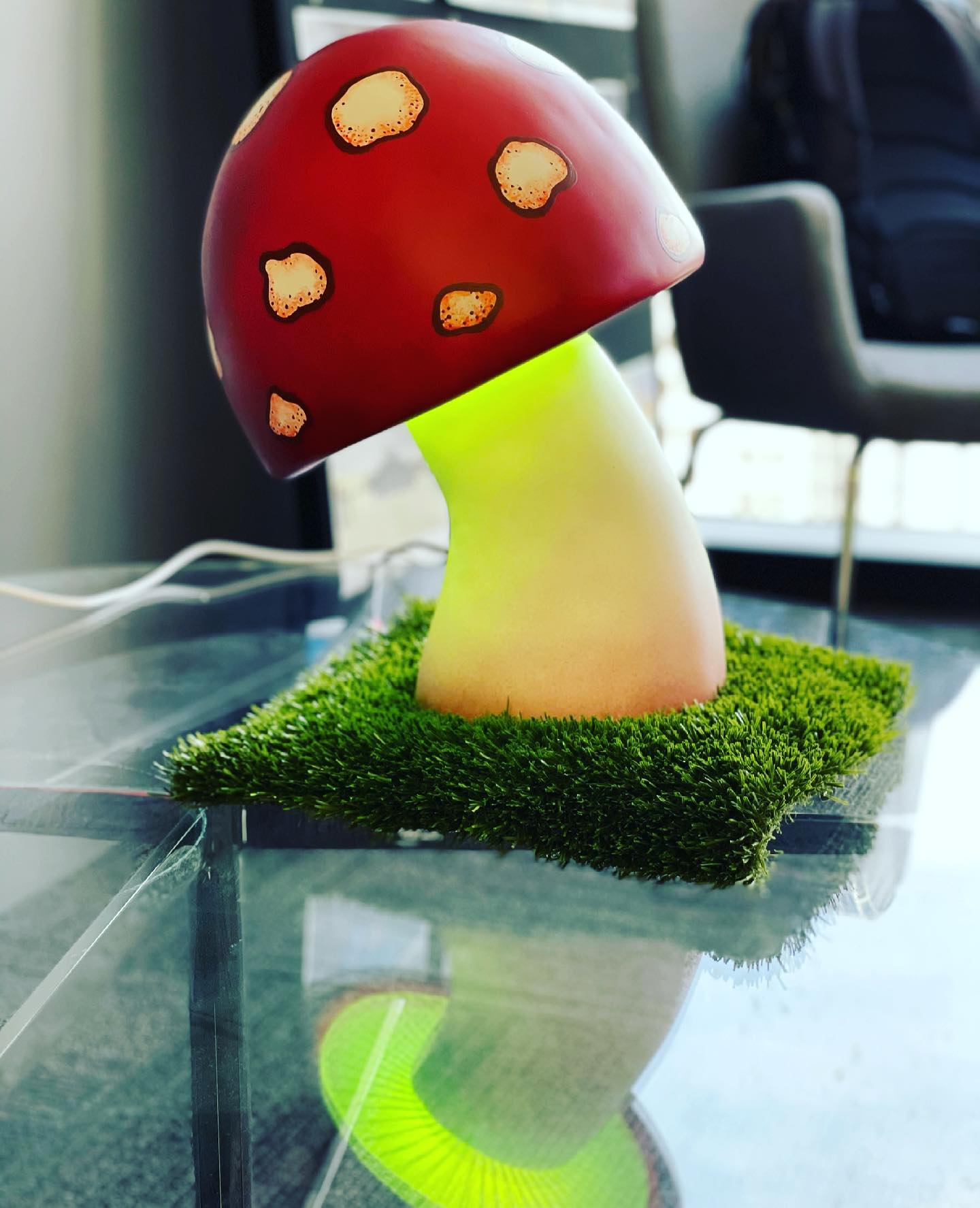 Wrapped up the mushroom prototype. Here’s a couple photos of it finished and a work-in-progress. I’m loving the underlighting effect!
.
.
First photo by @taylor.l.williams
.
@flightschoolstudio
#prototype #prototyping #propdesign #lightingdesign #lighting #fabrication #sculpture #foamsculpting #sculpting #digitalfabrication #fabricationlife #design #craft #maker #makersofinstagram #makers #builder #makersgonnamake #makeyourmark #makeyourmarkgarland #hapticworkshop