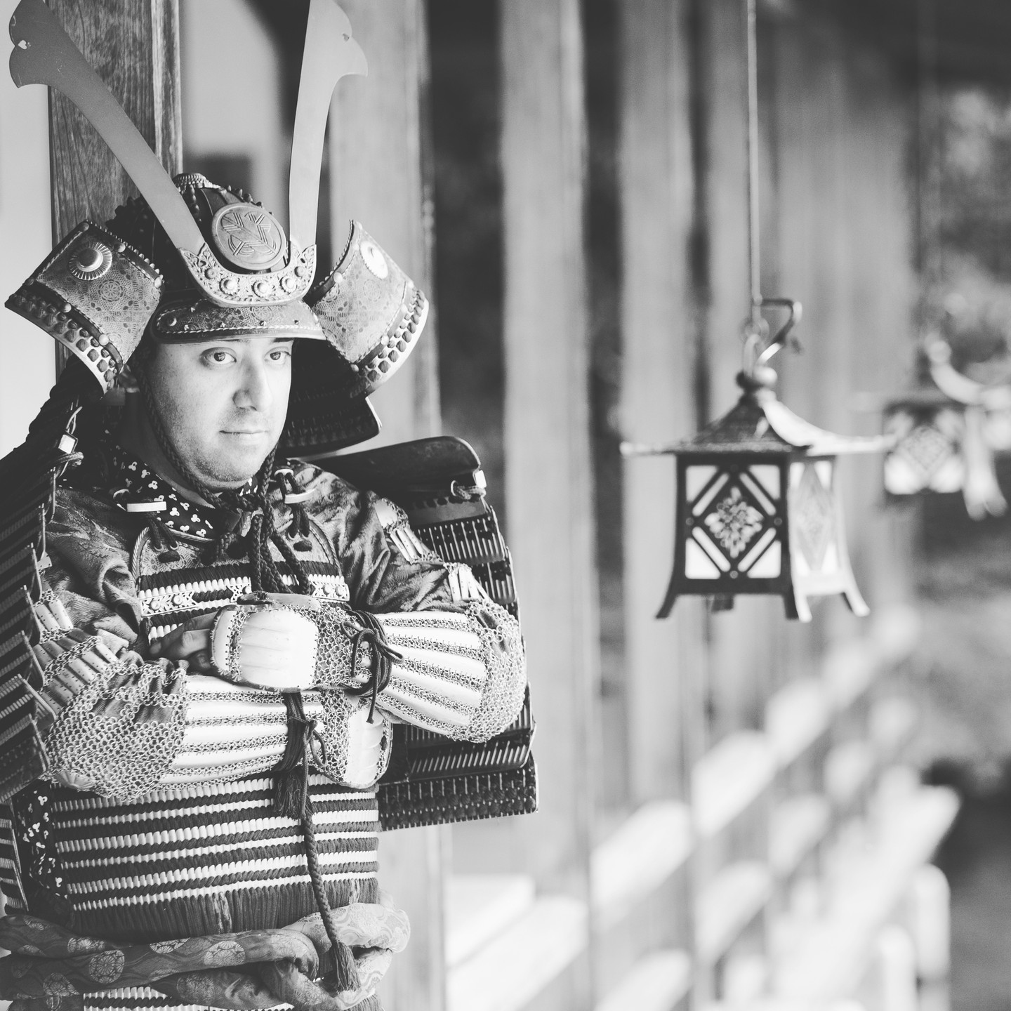During Japan's Warring States period, young samurai came of age as warriors at just 13 or 14.
Today, Japan is a peaceful country where children are never sent to war, yet the spirit of the samurai endures. There are those who preserve this proud culture, passing down the noble values of honor and integrity that define the Japanese soul. ✨🗡️
Pendant la période des guerres féodales du Japon, les jeunes samouraïs devenaient guerriers dès l'âge de 13 ou 14 ans.
Aujourd'hui, le Japon est un pays pacifique où les enfants ne sont jamais envoyés à la guerre, mais l'esprit des samouraïs demeure. Certains perpétuent cette culture fière, transmettant les valeurs nobles d'honneur et d'intégrité qui définissent l'âme japonaise. ✨🗡️Pendant la période des guerres féodales du Japon, les jeunes samouraïs devenaient guerriers dès l'âge de 13 ou 14 ans.
Aujourd'hui, le Japon est un pays pacifique où les enfants ne sont jamais envoyés à la guerre, mais l'esprit des samouraïs demeure. Certains perpétuent cette culture fière, transmettant les valeurs nobles d'honneur et d'intégrité qui définissent l'âme japonaise. ✨🗡️
#ExploreSetouchi
#SamuraiJourney
#SetouchiBreweryTour
#SetouchiSamurai
#JapaneseBrewingArt
#SamuraiAndNature
#HeritageAndFlavor