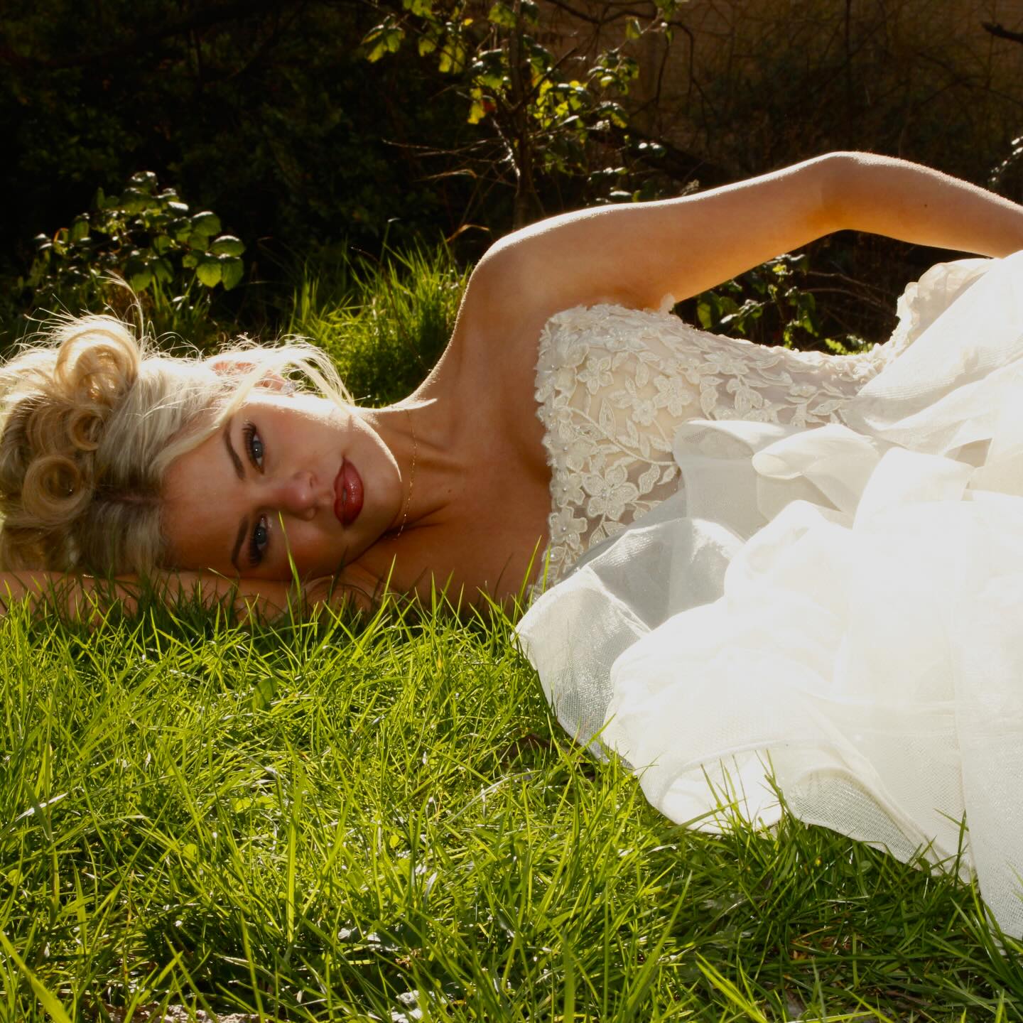 ✨🧚♀️STRAIGHT OF A FAIRYTALE 🧚♀️✨
Step into prom in one of our bestselling ballgowns, Ada, like it’s straight out of a fairytale ✨👑
Proof that sometimes the dress really does make the magic 🤍
Have you got your 2026 prom appointment booked yet? Make sure you do before it’s too late!