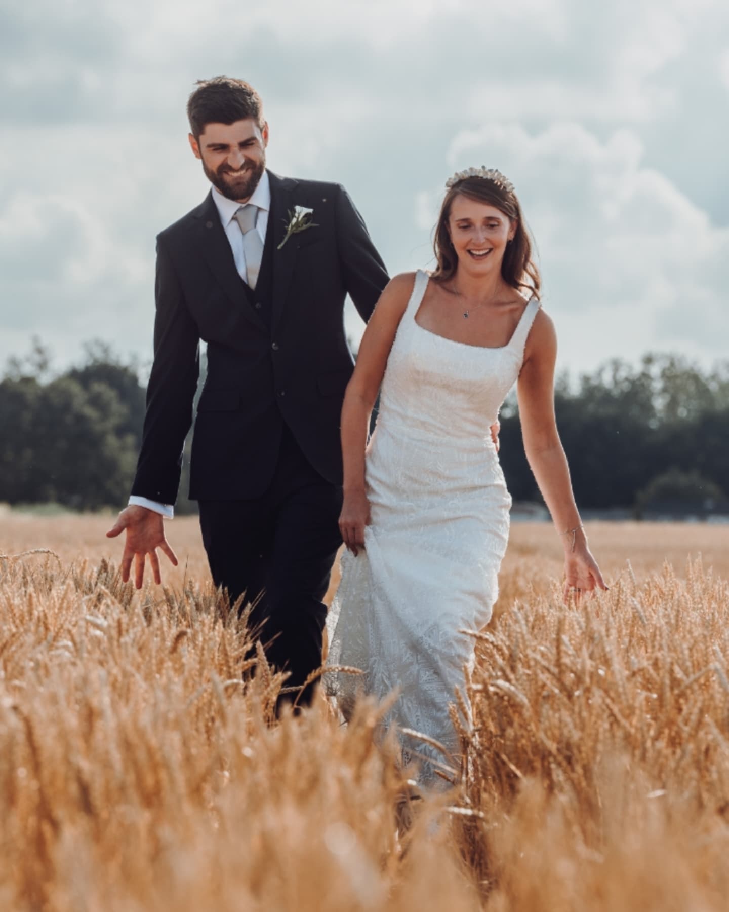 Fantastic day over at vaulty Manor as usual. Super chill vibes and the sun made an appearance despite the weather warnings!
#wedding2025 #indieweddingphotographer #destinationweddingphotographer #weddingphotographer #fineartwedding #instawedding #elopementwedding #weddinginspo
#junebugweddings #dreamcatcherweddingsuk #bride #groom #vaultymanor #theknot #hitched #vscowedding