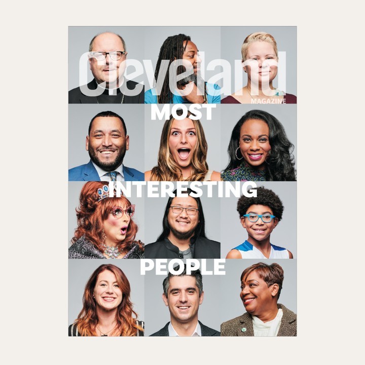 Throwback to that one intense Covid shoot 👀 I did when I was the Art Director for Cleveland Magazine. I did this cover package with the one and only @angelomerendino, where we sported gloves, masks and a face shield to keep everyone safe. I had all of our participants schedule out in intervals so that we had time to wipe the studio down in between takes. Three days of crazy but I think we managed to capture the tone of that time in these photos and design. I also love black and white photography, don't you?
#clevelandmagazine #magazinedesign #printdesign #publicationdesign #artdirection #artdirector #graphicdesign #designstudio #creative #creativebiz #smallbusiness #ohio #clevelandohio #CLE #cleveland #216 #blackandwhitephotography #photography #throwback #throwbackthursday