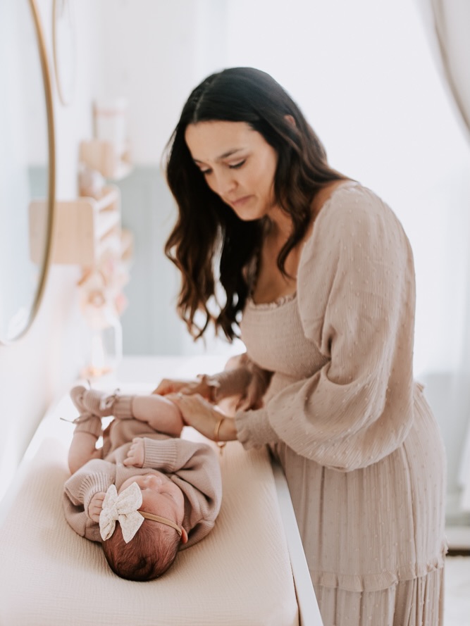 These are the days you will look back and wish you could relive them even just for a day when you are older. New, messy, chaotic and beautiful all at the same time. I got to capture their first daughter as a newborn and it was an honor to capture her as a big sister!