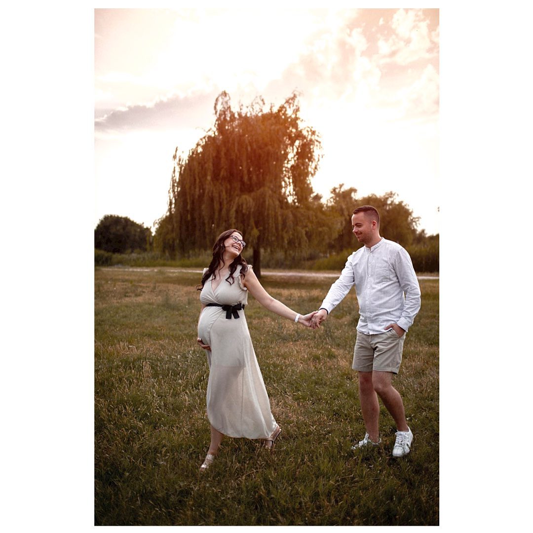 Dia & Ádám 👩🏻❤️👨🏻🤰🏻 #takemebacktuesday #maternityphotography #maternityshoot #instagood #photography #photooftheday #couplephotography #picoftheday #photo #instadaily #photoshoot #instapic #canon #couplesession #pictureoftheday #photoshop #lightroom #love #couplegoals #photographylovers #photographylover #couplephoto #kismama #kismamafotozas