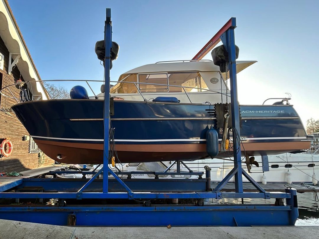 #transformationtuesday #valet #boatlift #hoist #restoration