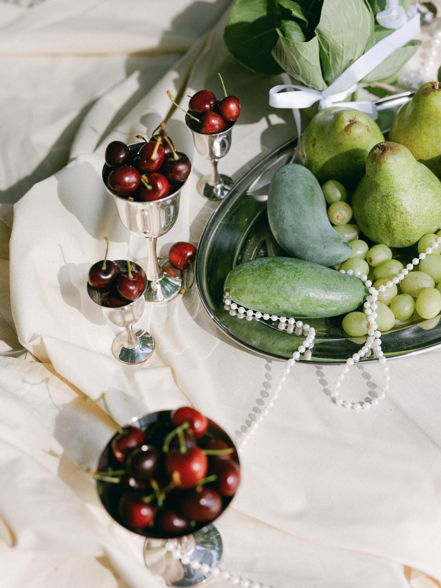 Getting ready with Kathy,
Where more is more and I love it
πππ
Shot with @naliaweddings