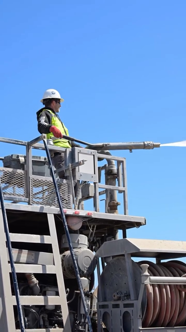 As the rainy season winds down, dust control becomes a critical part of keeping construction sites safe, compliant, and productive. 💨
In drier conditions, exposed soil can quickly turn into airborne dust from equipment traffic, grading, and wind. Effective dust control helps protect air quality, maintain visibility on site, and keep surrounding communities clean and safe.💧
Proactive measures like the application for DustBlock from @greenstonesupply keep projects running smoothly while meeting environmental and regulatory requirements. Contact us today and we’ll come up with a plan to keep your project underway. 🌱
#dustcontrol #dustcontrolsolutions #dustcontrolsystem #environmentalcompliance #californiaconstruction