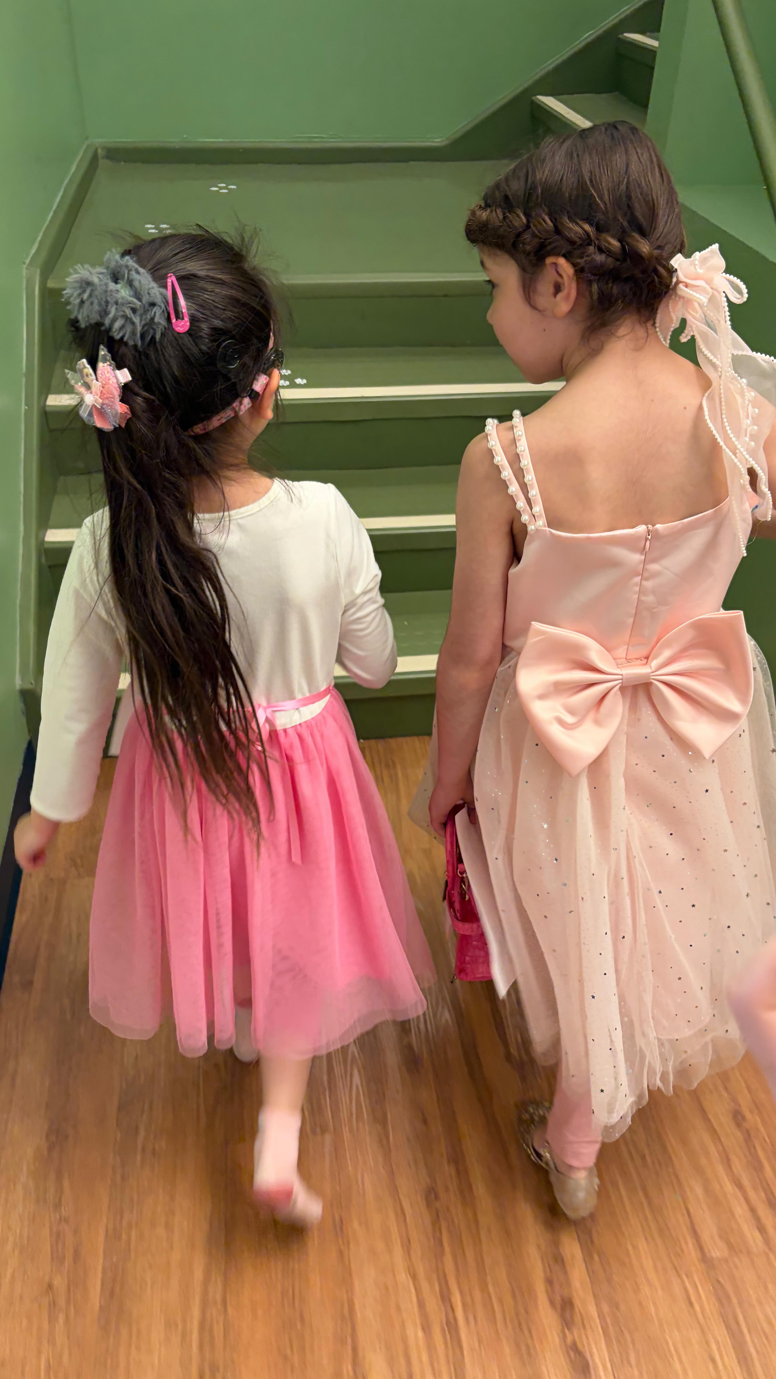 Yesterday was Wow Worthy Wednesday at Lang. 🤩
We believe individuality is the trend and confidence is always in style. 🌟
#WowWorthyWednesday #BeExceptional #ConfidenceInStyle #AuthenticallyMe #SelfExpressionMatters