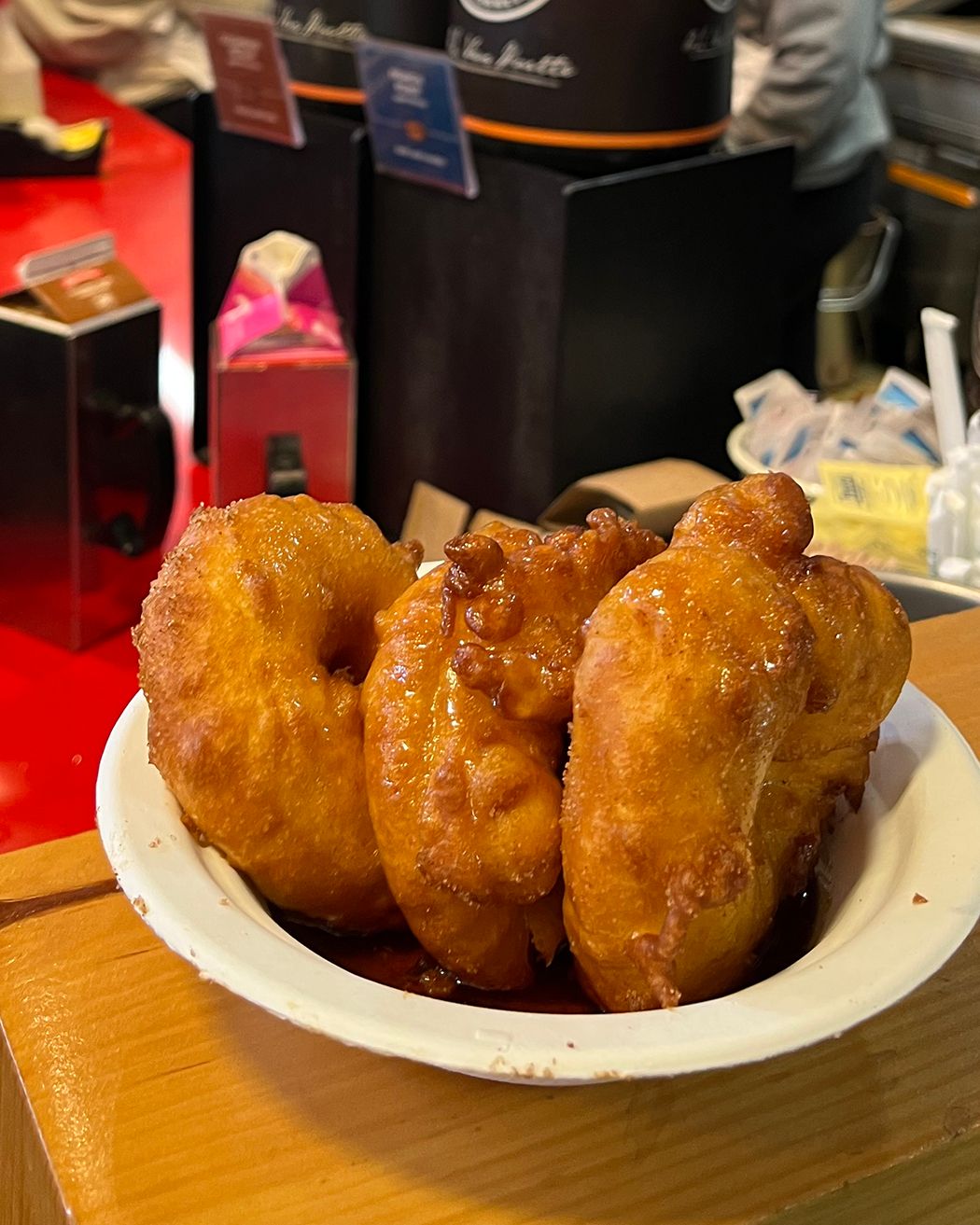 Maple Trail is ON and it’s taking over the Market District 🍁🗺️
Consider this your official permission slip to follow the map straight to maple goodness. From ooey-gooey, melt-in-your-mittens treats to sweet, sticky maple creations that deserve their own fan club… it’s all waiting.
Scroll through just some of the stops on this delicious journey. Warning: drooling on your phone is a real risk. Proceed accordingly.
📍 St. Jacobs Farmers’ Market
🕘 Open Thursdays & Saturdays, year-round
• Thursdays: 8am–3pm
• Saturdays: 7am–3:30pm