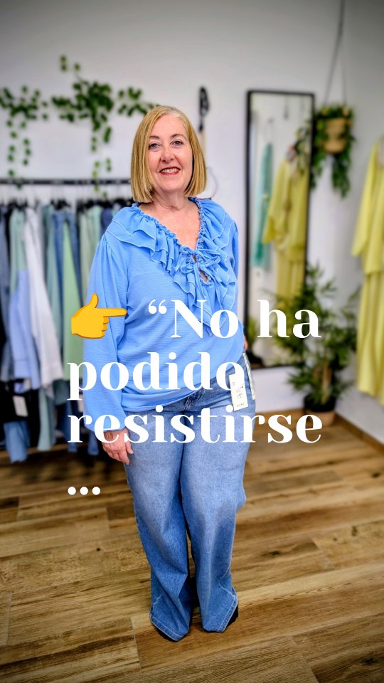 No ha podido resistirse… y te vas a enamorar tú también 😍
Hoy no ha sido solo un shooting… ✨
Ha sido compartirlo con Ana, clienta y amiga 🤍
Y sí… ha caído rendida a estos outfits 💫
Gracias por acompañarme siempre 🫶
#outfitinspo #auracoleccioncurvy #modacurvy #clientafeliz