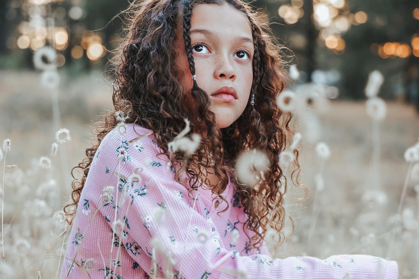 Taking Photos sure is fun and easy when I have the best model ever as my child 🥰 Absolutely LOVE photographing up in Flagstaff!! Who wants to meet up there and take some beautiful fall pics?!?! 🍂🍁🍃
#photographers #photographyislife #phoenixphotographer #phoenixphotography #scottsdalephotographer #scottsdalephotography #phoenixmom #phoenixmoms #scottsdalemoms #scottsdalemom #phoenixaz #flagtsaffphotographer #flagstaffarizona #flagstaffaz #flagstaff #williamsaz #williamsarizona #arizonamom #arizonamoms #mommiesofinstagram #arizonaphotographer #arizonaphotography #arizonaphotographers