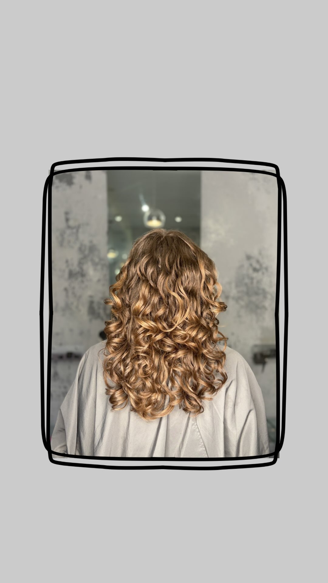 When being open and honest with your client gives them their dream results … featuring some chit chat 💜
#curltalk #london #explore #curlyhairspecialist #curlyhair