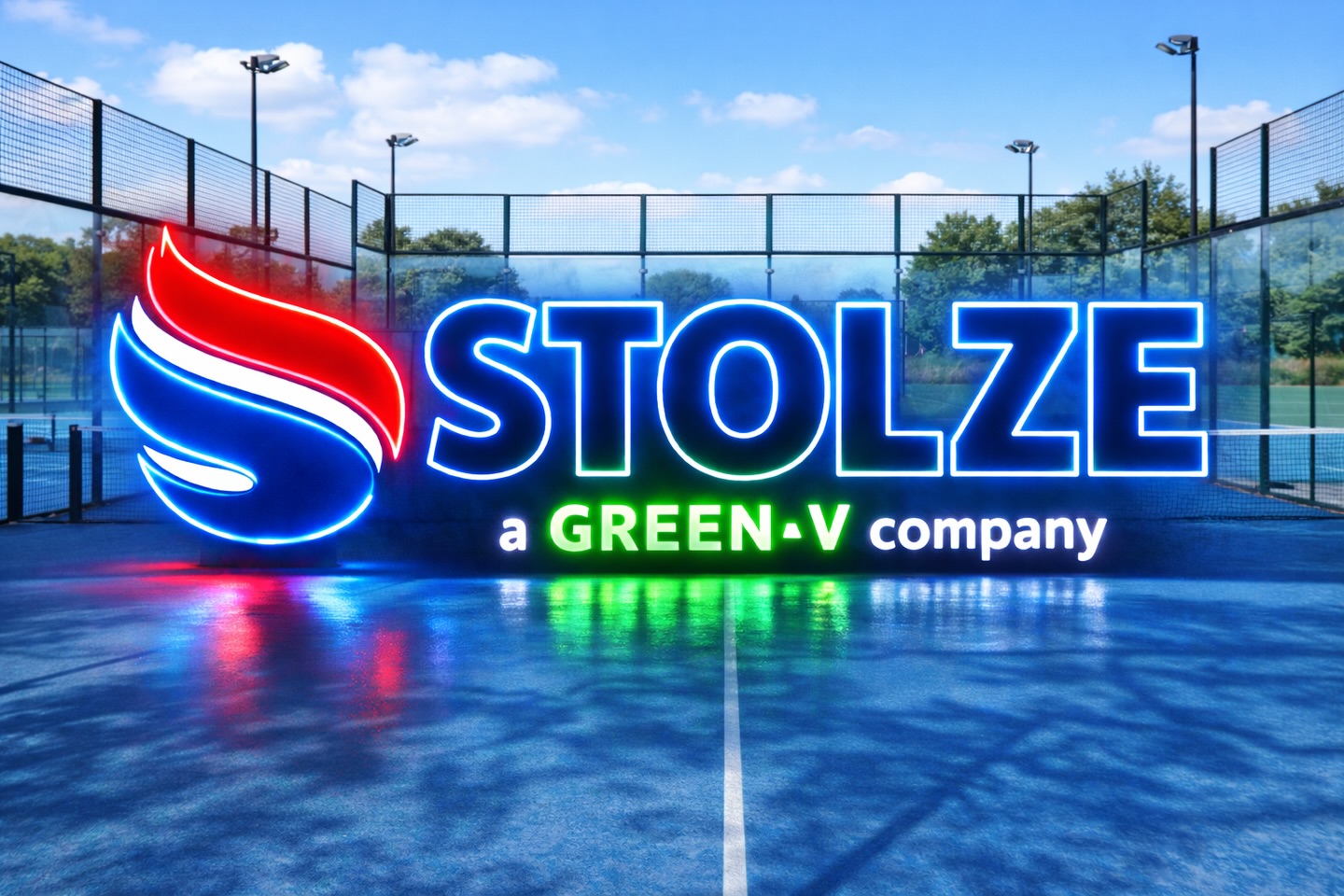 🎾 Morgen weer de baan op met @stolze.bv
Morgen mogen we opnieuw een aantal enthousiaste collega’s van Stolze verwelkomen voor een padelles. De vorige keer was een groot succes: fanatieke rally’s, veel gelach en natuurlijk een hoop mooie punten! 💪🔥
Stolze is een innovatief Westlands bedrijf dat wereldwijd actief is in de tuinbouwtechniek. Ze realiseren complete technische installaties voor moderne kassen, zoals elektrotechniek, watertechniek, groeilicht en automatisering. Met hun projecten over de hele wereld dragen ze bij aan duurzame en efficiënte voedselproductie. 🌱🌍
Mooi om te zien dat er naast hard werken ook ruimte is voor sport, teambuilding en plezier op de padelbaan! Wij hebben er weer zin in. 🙌
Meer weten over Stolze?
👉 https://www.stolze.nl
#padel #padelles #teambuilding #westland #stolze padel2move