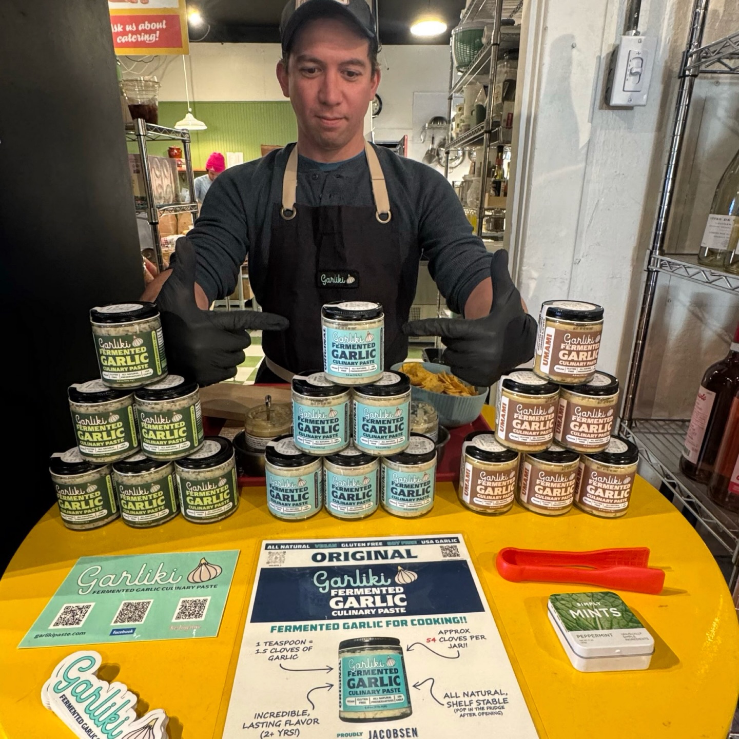 This guy will be slinging this delicious fermented garlic paste this weekend at the @portlandnightmarket!
From 4-11pm Friday March 13 & Saturday March 14, you can come support over 175 local vendors, grab a bite to eat, and enjoy great music at this FREE event!
📍100 SE Alder Street Portland, Oregon 97214