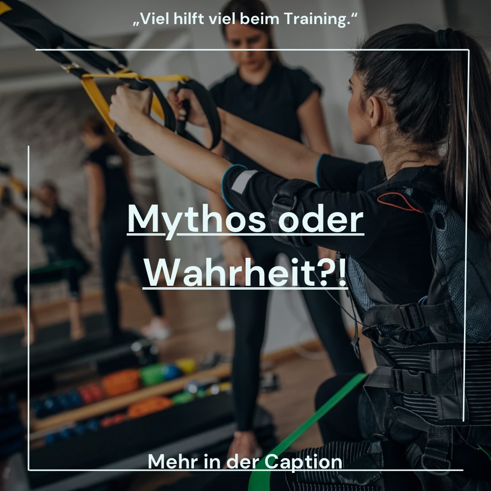 Mythos oder Wahrheit? 🤔
„Viel hilft viel beim Training.“ 📈❌
Auflösung: MYTHOS! ✅
Erklärung:
Zu viel Training ohne Pausen kann zu Überlastung, Erschöpfung und Verletzungen führen. Der Körper braucht Regeneration, um stärker zu werden. Ein durchdachter Trainingsplan mit Belastung und Erholung ist entscheidend für Fortschritte. Genau darauf achten wir in unseren Trainings- und Therapiekonzepten.