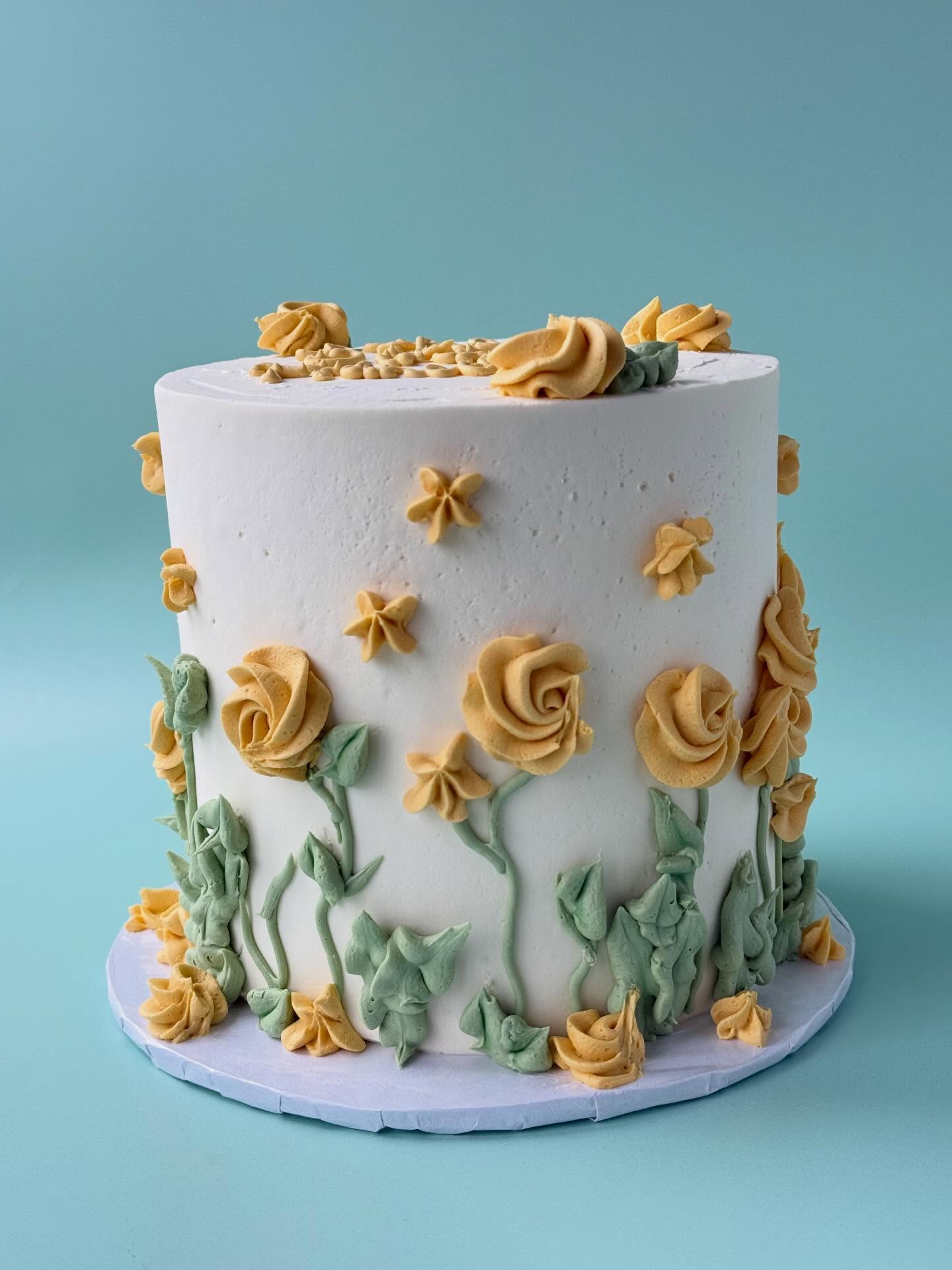 The cakes are ready for spring 🌼🌱
.
.
.
.
.
#juliassweettreats #americanbuttercream #buttercreamflowers #torontobakery #kingcityontario