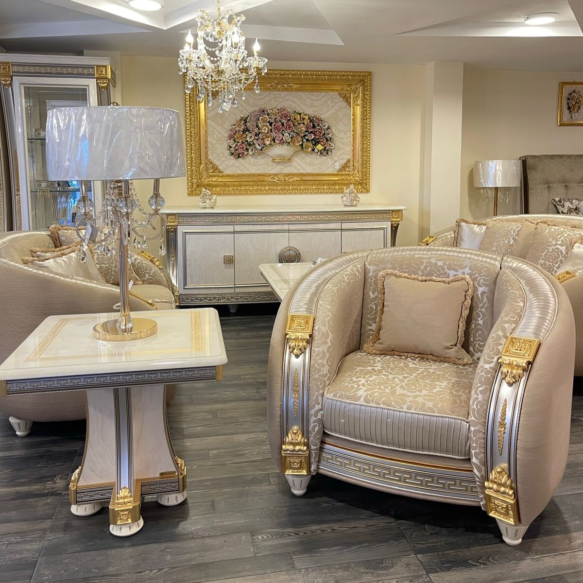 Sala Colección Liberty, Entrega inmediata!!
🌐 https://www.dortizmuebles.com
📲 https://wa.me/523314096151
TE ESPERAMOS EN NUESTRAS SUCURSALES:
📌SUCURSAL ZAPOPAN
Av. Patria No. 603 Esquina Aldous Huxley
Colonia Jardines Universidad
Zapopan, Jalisco México.
Cel Ventas 33 2612 1670
📌SUCURSAL NAUCALPAN
Periférico Blvd. Manuel Avila Camacho No.550
Naucalpan de Juárez, Edo Mex.
Cel Ventas 55 6086 6314
#dortizmuebles #mueblesdeitalia #mueblesimportados #mueblesitalianos