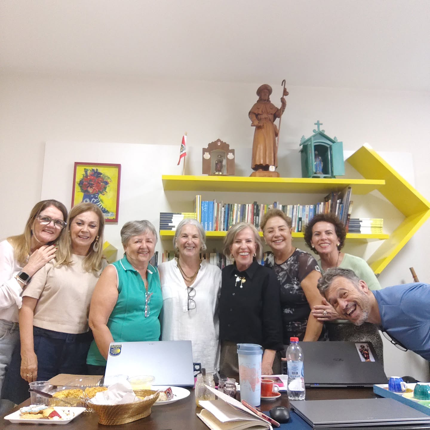 Hoje fomos agraciados com visitas ilustres que muito colaboraram com a ACACSC. Gratidão sempre. 🙏👏🤗😘