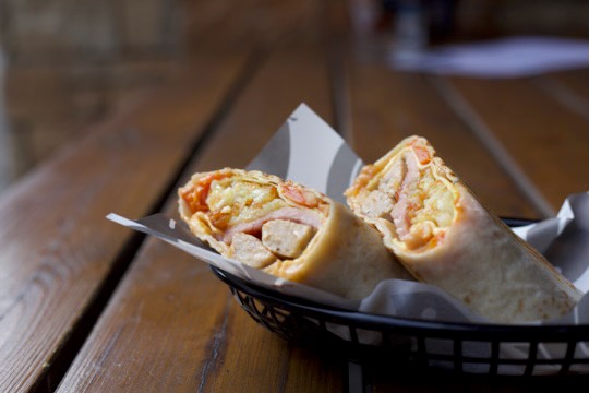 🐦 favourite: BREAKFAST BURRITO
#breakfastburrito #cafebluebird #bestseller #morningfuel #brunch