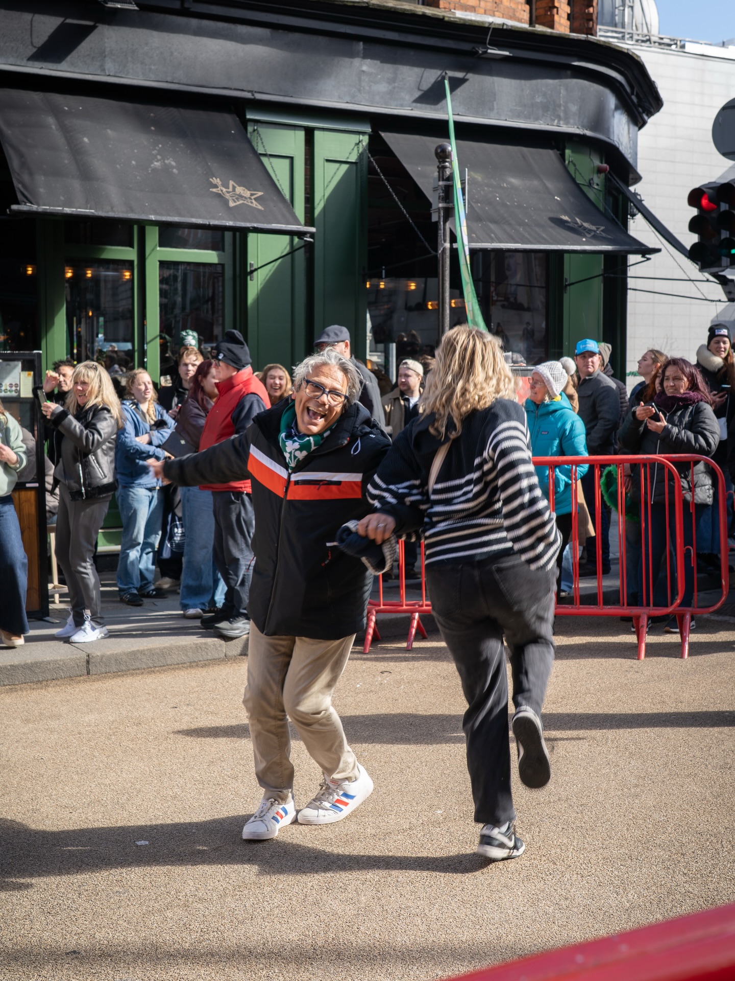A Sunday we won’t forget in a hurry☀️☘️
We can’t wait to see you on Tuesday for another day of dancing, laughter and craic!
#stpatricksfestival #TempleBar #Dublin #LoveTempleBar #dublincity