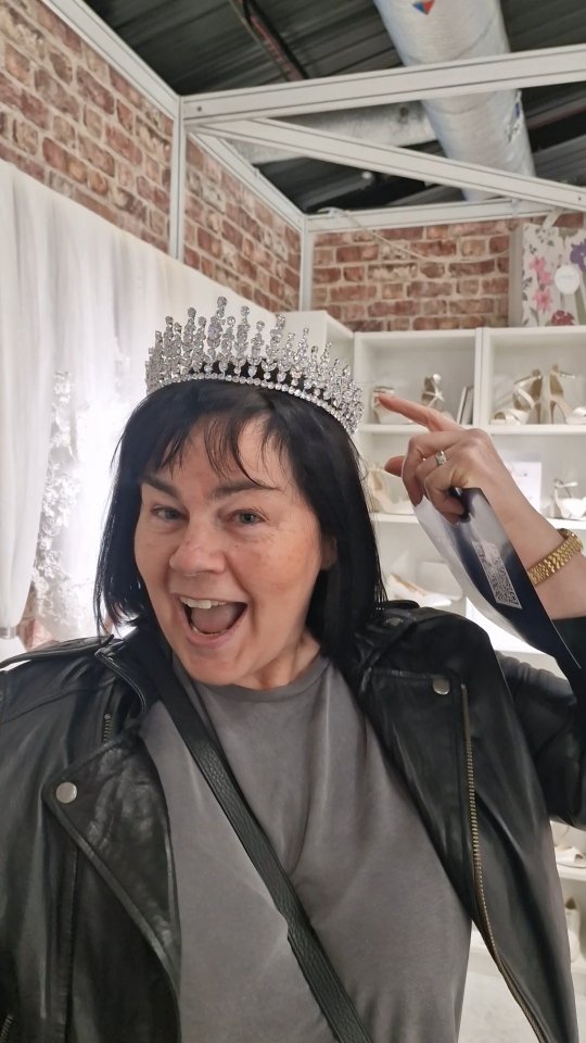 Happy Mother’s Day 🩷
Not only is she my mum, but she’s also the heart of Elizabeth Kate, our EK Bridal Mama. From helping brides feel beautiful to supporting us every single day.
And to all the amazing mums out there, the soon-to-be mums, and the mother figures doing an incredible job every day, today’s for you too. 💕
#MothersDay #EKBridal #BridalBoutique #Mums #SoonToBeMums