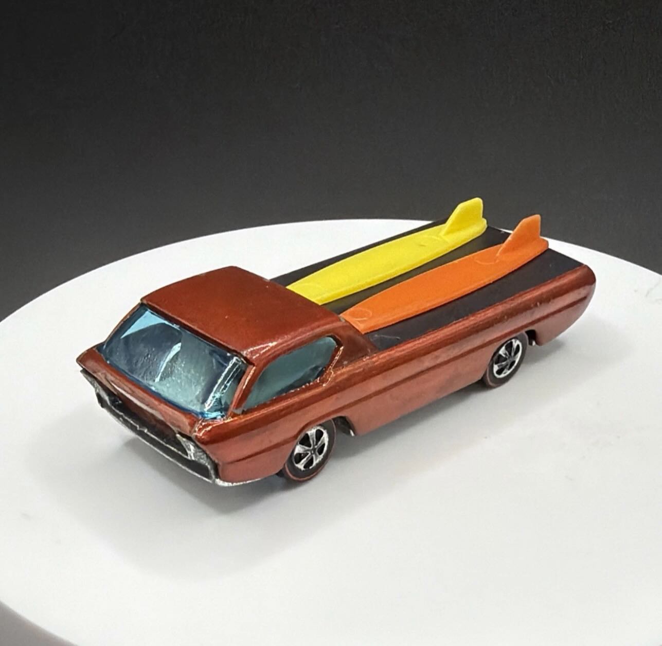 🚨 Live Auctions 🚨 Here are some of the other 🔥 cars with listings that went live tonight! Including a painted tail tabbed base Camaro and a rare Gold Mighty Maverick! eBay Store link in bio.
#hotwheels
#hotwheelsredlines
#hotwheelscollector
#hotwheelsaddict
#hotwheelsredline