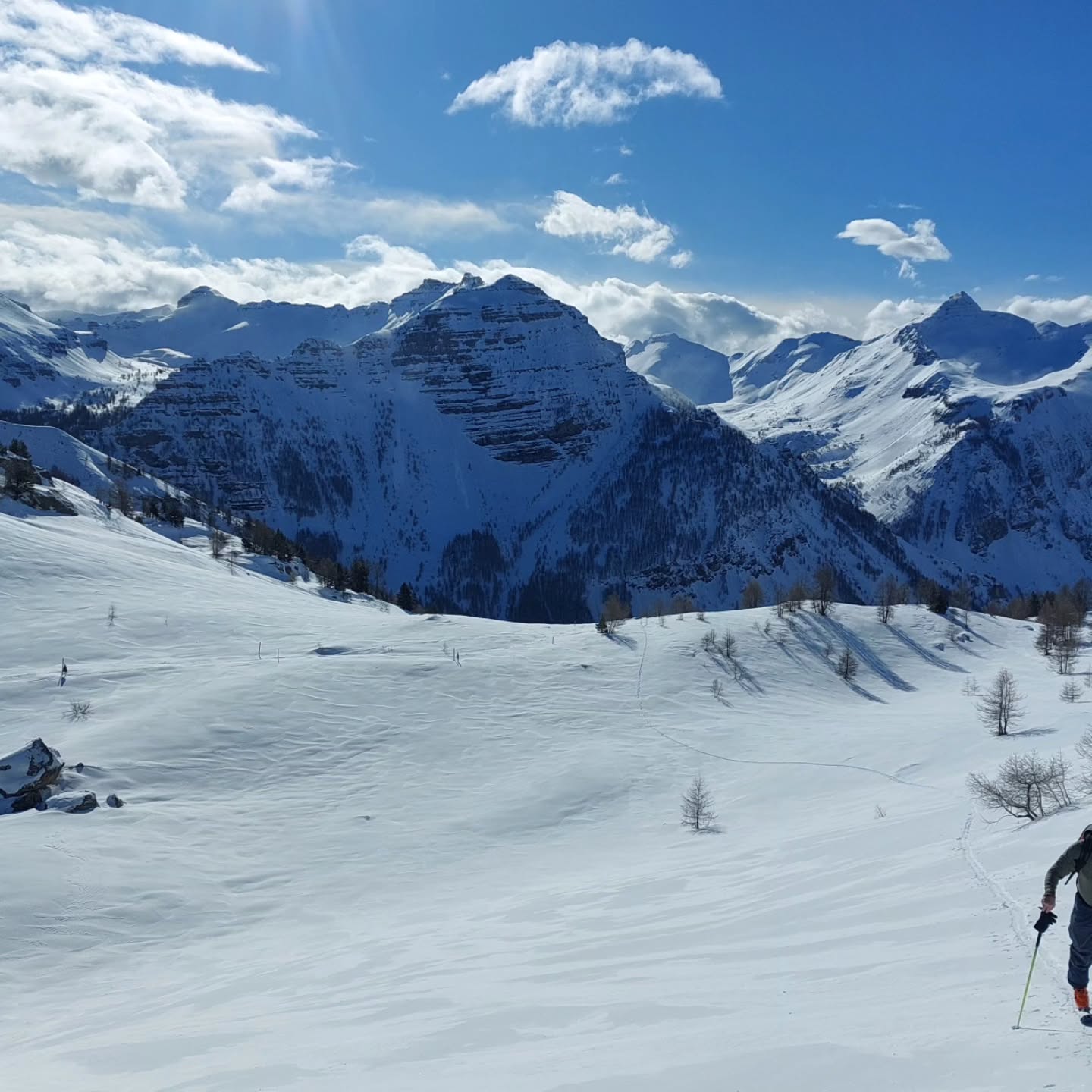 Magnifique sortie ski au Sommet des Garrets
#mercantour #skiderandonnée
