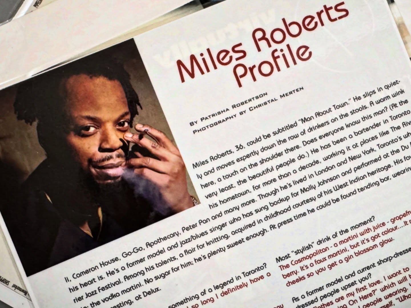 A portrait from the 90s, shot for a magazine story.
Back when every frame counted and the magic happened before Photoshop!
â¨
#CBirdCreative #PortraitPhotography #90sPhotography #EditorialPortrait #MagazinePhotography