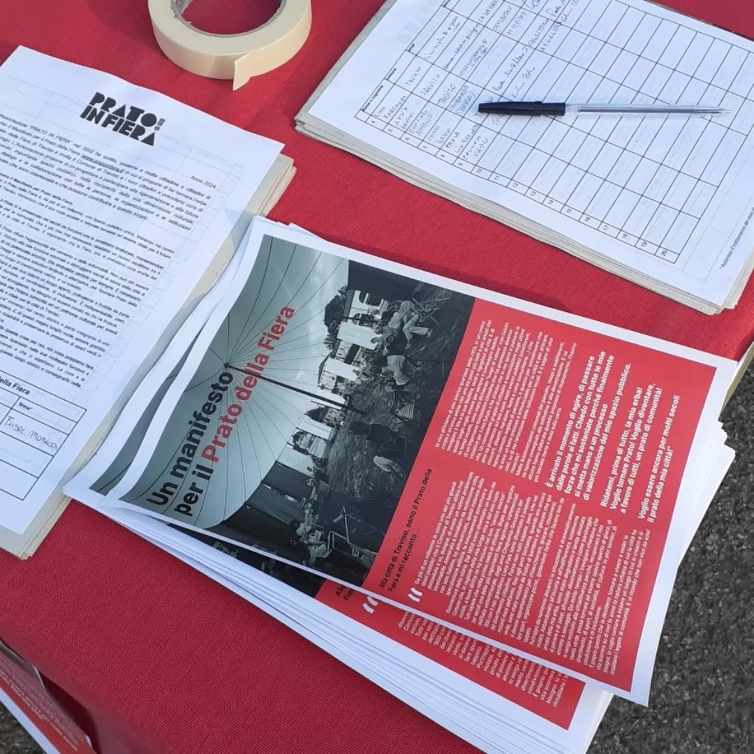 Stamattina è ripartita la raccolta firme a supporto del manifesto per il prato della fiera da noi promosso.
Davvero grazie alla comunità parrocchiale di Fiera e Selvana per averci appoggiato a pieno nelle nostre istanze.