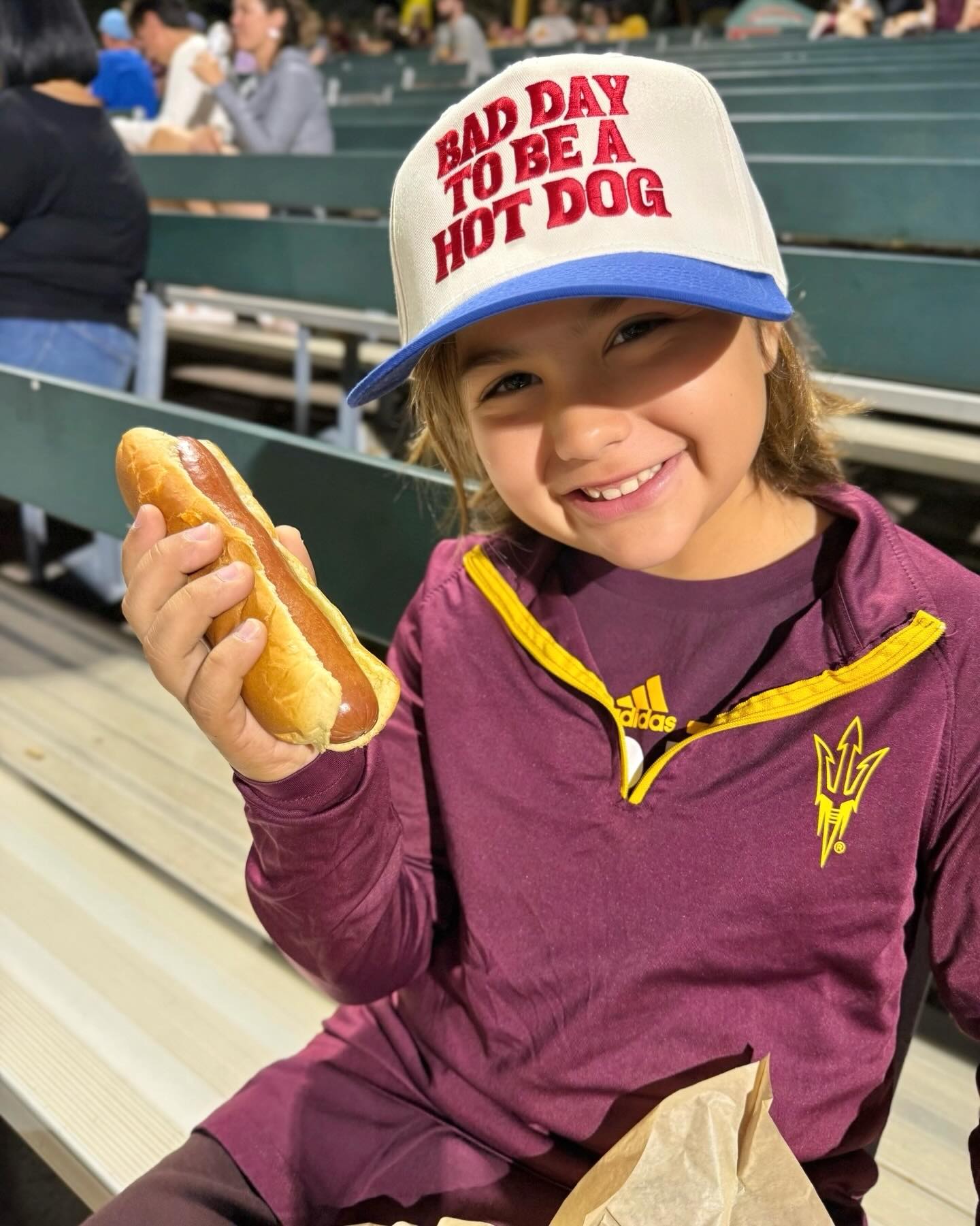 Alex’s hat was a hit at @asu_baseball… even @sparkysundevil gave it the stamp of approval 🔱
Find your new favorite game-day hat at @garageboutiquearizona. Tell them Alex sent you 🌭