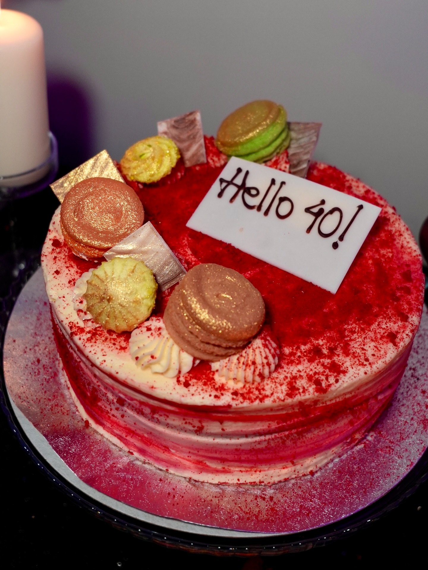 What’s A Birthday Without Some Cake?
Last week I celebrated my 40th birthday and yes… there was cake.
A beautiful Red Velvet Cake with Cream Cheese icing — my absolute favourite.
And yes… I had a slice (or two).
Not because it was a “cheat day”.
Not because I’d “been good all week”.
And certainly not with a plan to restrict, count calories, or punish myself in the gym afterwards. 🙄
Because it was my birthday… a moment worth celebrating!
This is exactly what The Food Effect philosophy is all about.
Building a healthy lifestyle that keeps you slim, energised and feeling your best — while still enjoying life’s special moments, cake included!
No guilt.
No panic.
No “starting again Monday.”
Because the goal is never perfection.
And when you let go of that, something incredible happens — you let go of the weight that comes with it too.
And yes… the cake was delicious!
#TheFoodEffect #londonnutritionist #healthyeating #healthymindhealthybody #weightloss