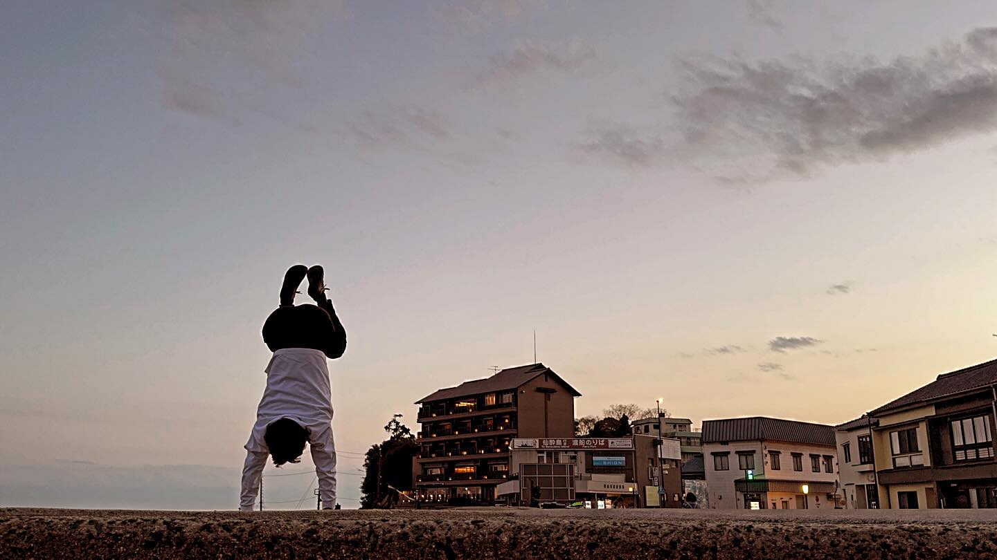 健康で人生を楽しめる体を求めていく。
そして還元する。
#楽しい運動
#アニマルフロー に行きつく
#良きツール
#福山市 #鞆の浦