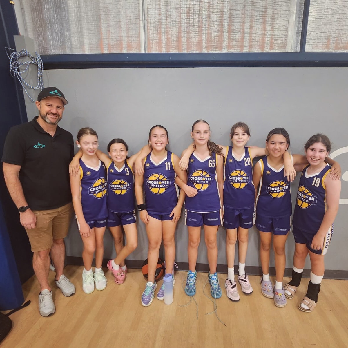 💪🏻 What a team!
⭐️ Coach Nathan & our U12 (G11) team
🔵 We are United 👊🏼