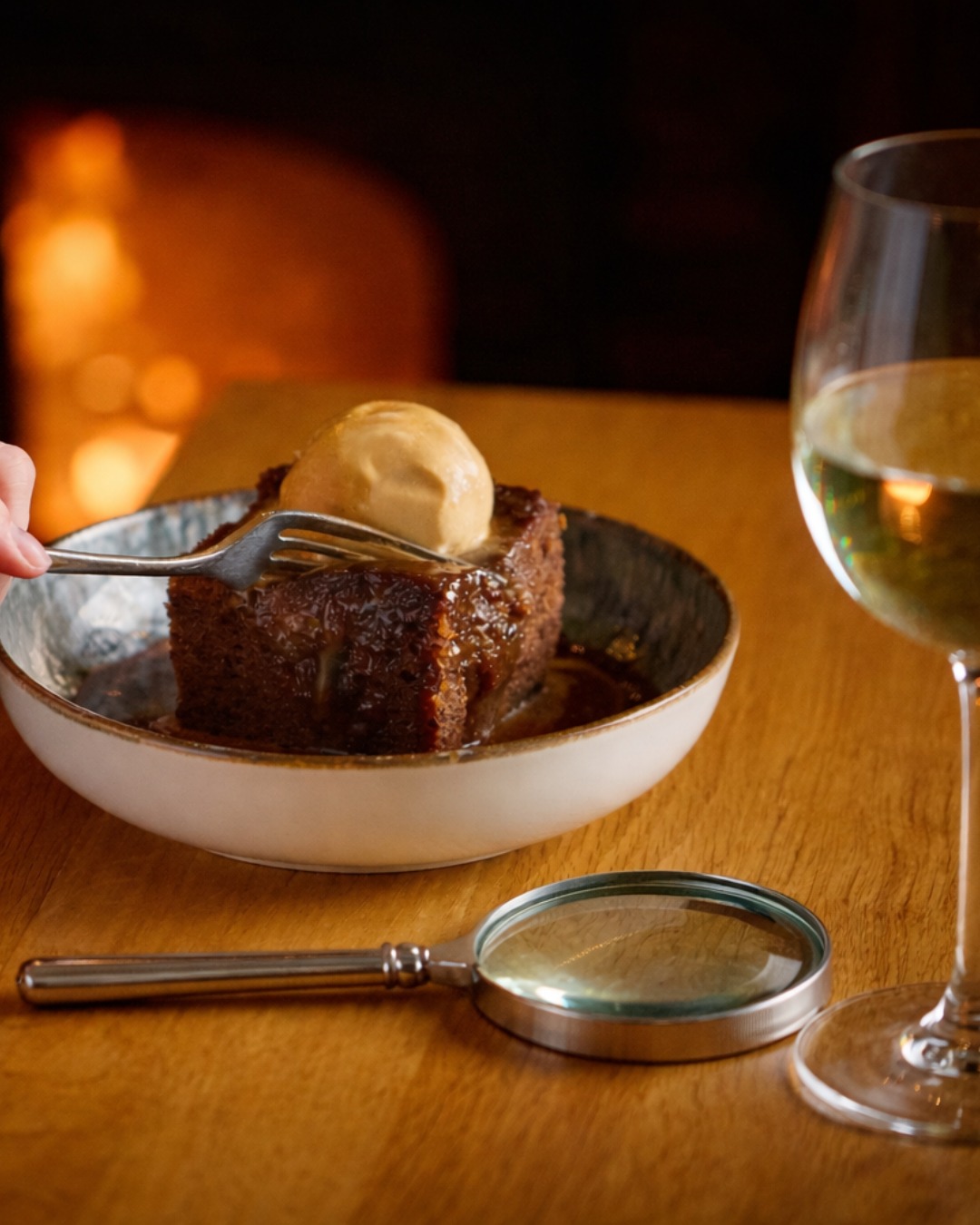 Help uncover the culprit in this Regency Mystery Supper with a three-course dinner in the company of your favourite characters from Jane Austen’s Pride & Prejudice.
Our Mr Darcy Murder Mystery Supper is on Wednesday 25th March at 7pm. To find out more and book your space, tap the link in our bio
#murdermysterysupper #murdermysterynight #mrdarcy #prideandprejudice #murdermystery #theredlioneastbergholt #constablecountry