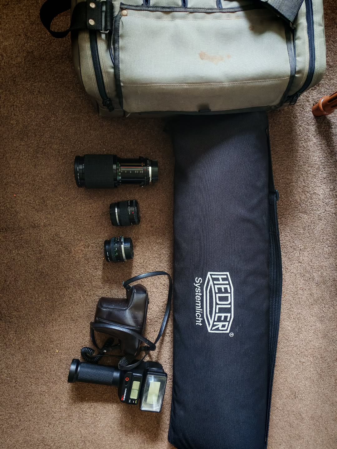 ✨ A Huge Thank You ✨
We’ve just received the most wonderful donation — a film camera, lenses, a bag full of photography equipment, and even a studio light. 📸
This incredibly kind gesture will help support our workshops, lessons, and creative projects, giving more people the chance to explore photography, experiment with different tools, and grow in confidence behind the camera.
Equipment like this doesn’t just sit on a shelf — it becomes part of learning, creativity, and new ideas.
We are so grateful for the generosity and trust shown to us. Thank you for helping keep creativity accessible and alive within our community.
💛
#thankyou❤️ #photographycommunity #filmphotography #creativelearning #rootsshootsphotography