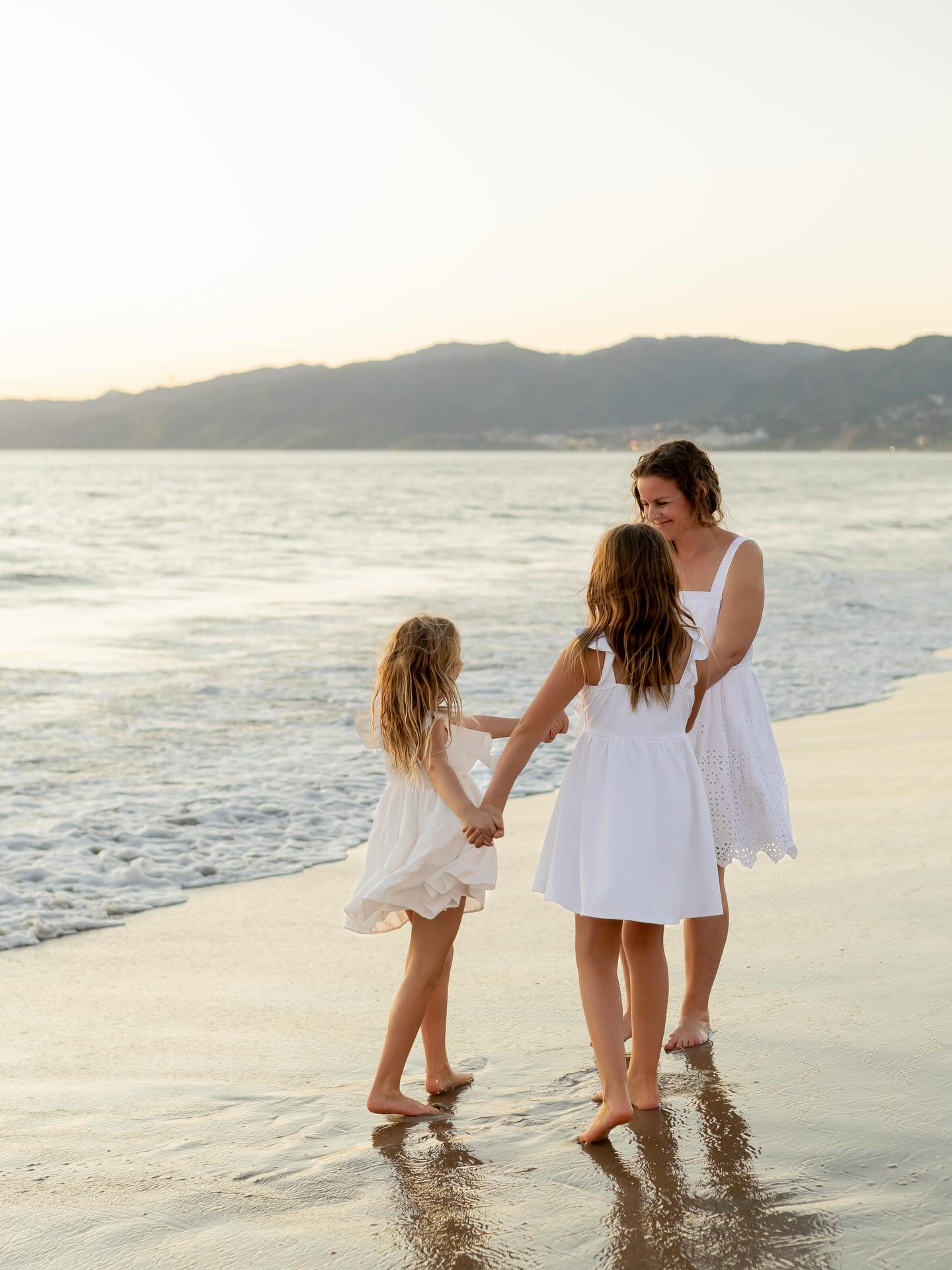 one of my favorites from last weekend in Santa Monica 🌊☀️🏝️