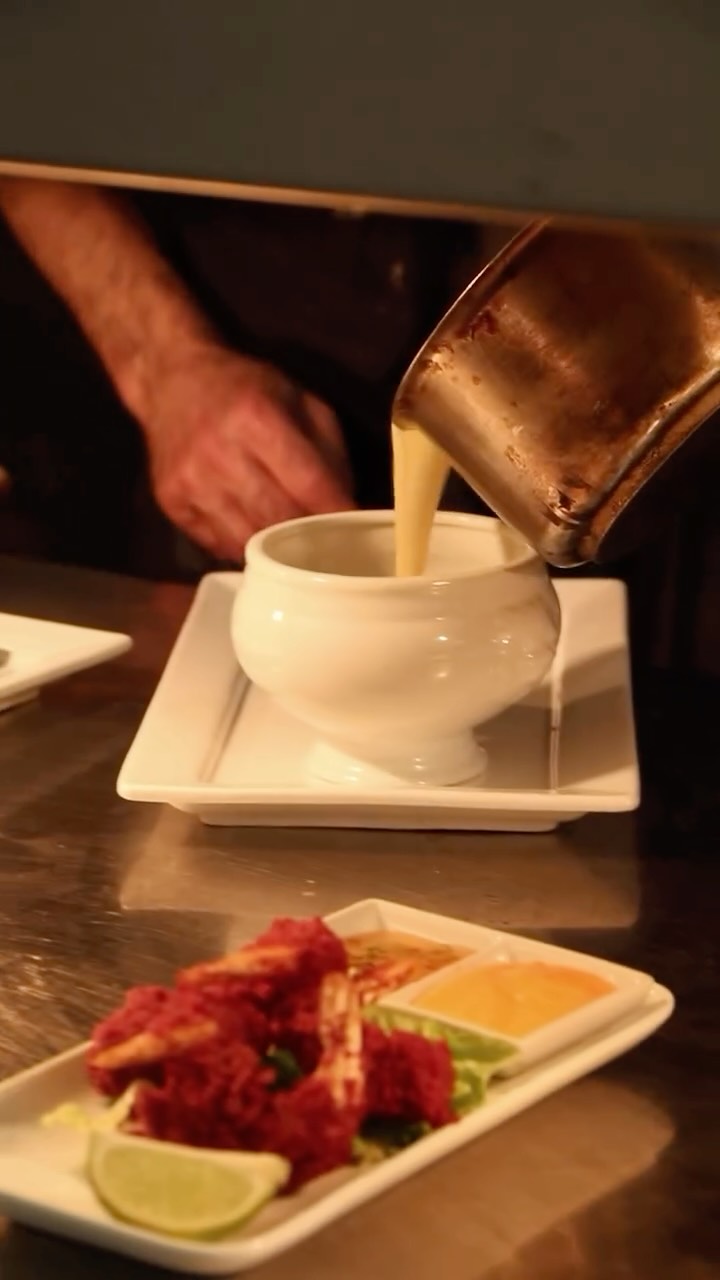 Our team are cheffing up some delicious dishes for you all this Mother’s Day!👩🍳
Remember, all mums deserve to be celebrated everyday! Which is why we’re serving a complimentary glass of prosecco to all mums eating with us on Monday 16th March. You heard us - free prosecco!
Book a table via the link in our bio ☺️
#thegrumpymole #mothersday #motheringmonday #surreypub #complimentary