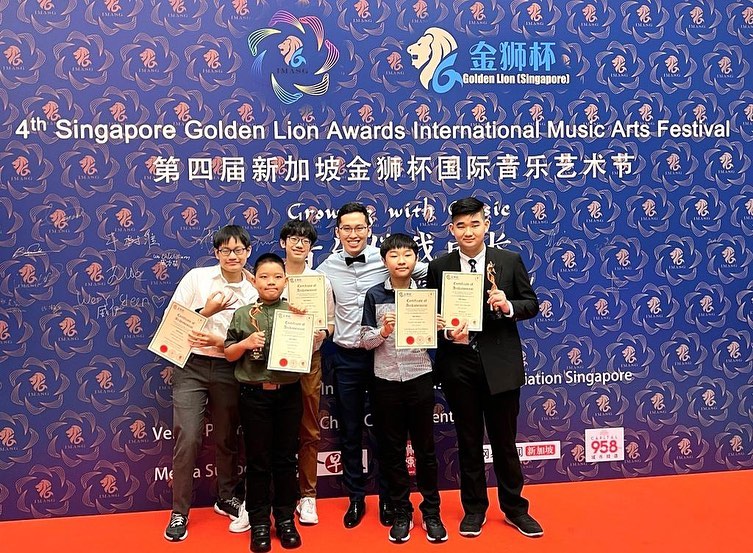 Congratulations to all my students who received their respective awards at the Singapore Golden Lion Awards International Music Arts Competition! 🎉🥳👏
.
.
#pianocompetition #piano #competition #congratulations #pianoteacher #sg #goldenlionawards #international #award #musicartsfestival #classical #sgmusic #music #performance #sgmummies #sgmummy #sgmoms #exam #pianolesson #musiceducationforkids #sgmusicschool