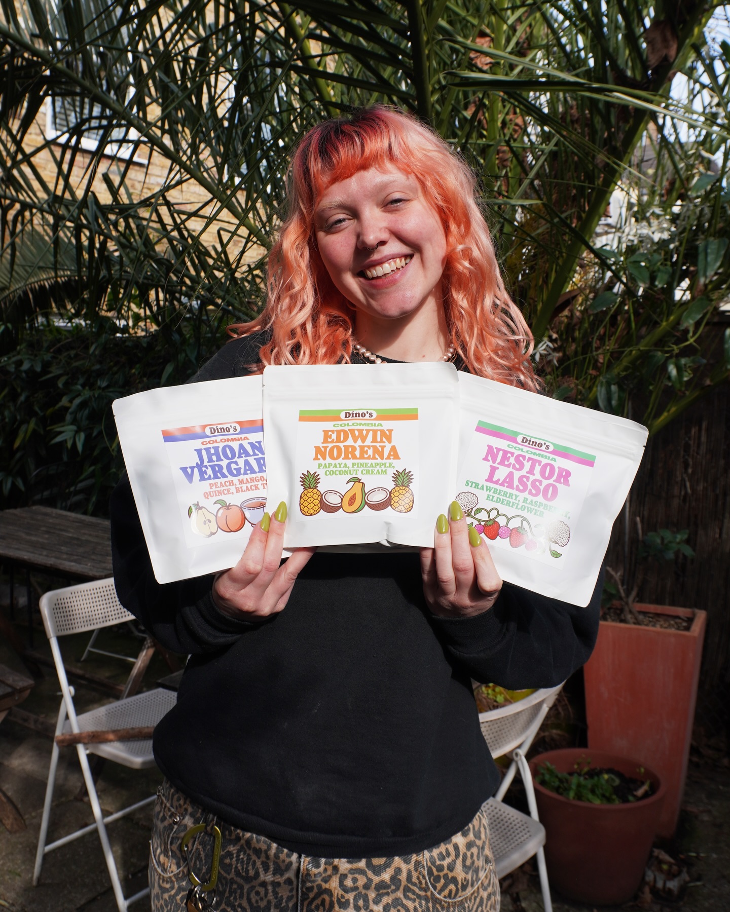 NEW GUEST ROASTER 💓 We’ve got @dinosroastery on at the moment so get it while you can! All the details below 👇
Guest Espresso
Origin: Colombia
Varietal: Sidra
Process: Washed
Tasting Notes: Strawberry, Raspberry, Elderflower
Batch
Origin: Colombia
Varietal: Ombligon
Process: Washed
Tasting Notes: Peach, Mango, Quince, Black Tea
V60
Origin: Colombia
Varietal: Sudan Rume
Process: Enigma Hop Co-Ferment
Tasting Notes: Papaya, Pineapple, Coconut Cream