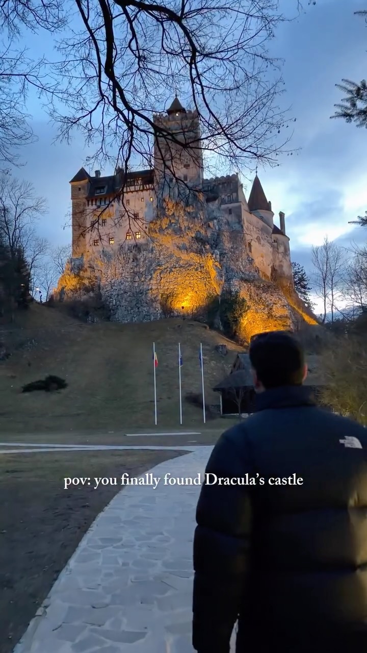 🧛🏻♂️ Welcome to Bran Castle, better known as Dracula’s Ca