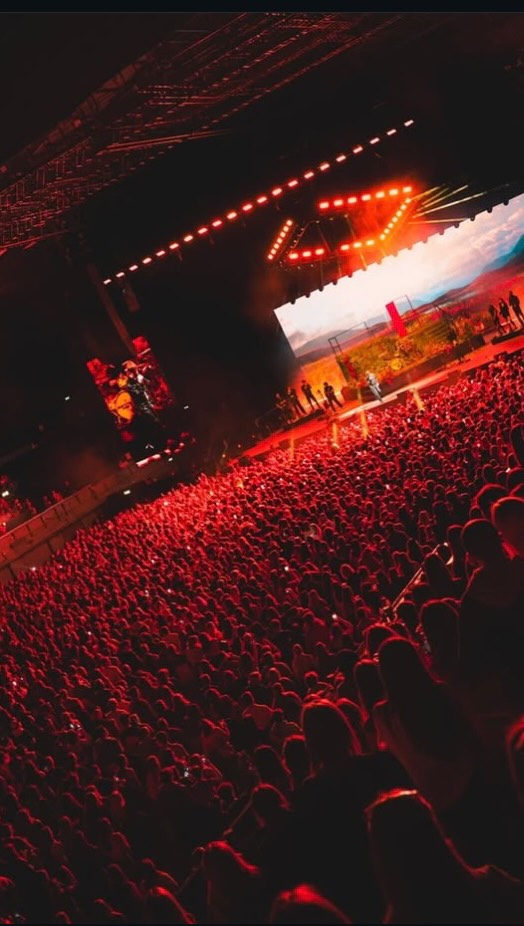 Absolute blast performing with @arthurnfhill at Wembley Arena 🚀 Also the pleasure of writing the horn arrangements for this show, massive shoutout to @mikedavistrumpet and @davidjohnwilliamsoncomposer for pinning it 🎯