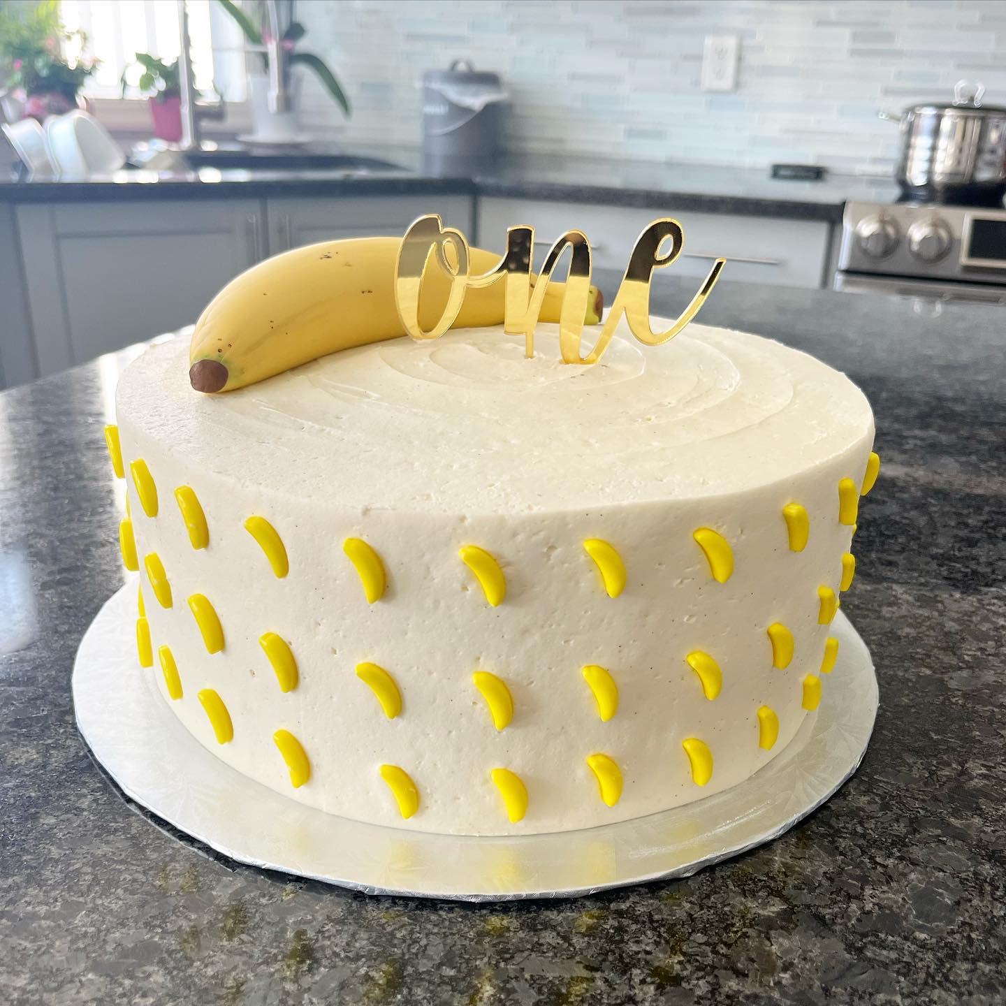 Real or cake? For the cutest little banana’s first birthday 🍌