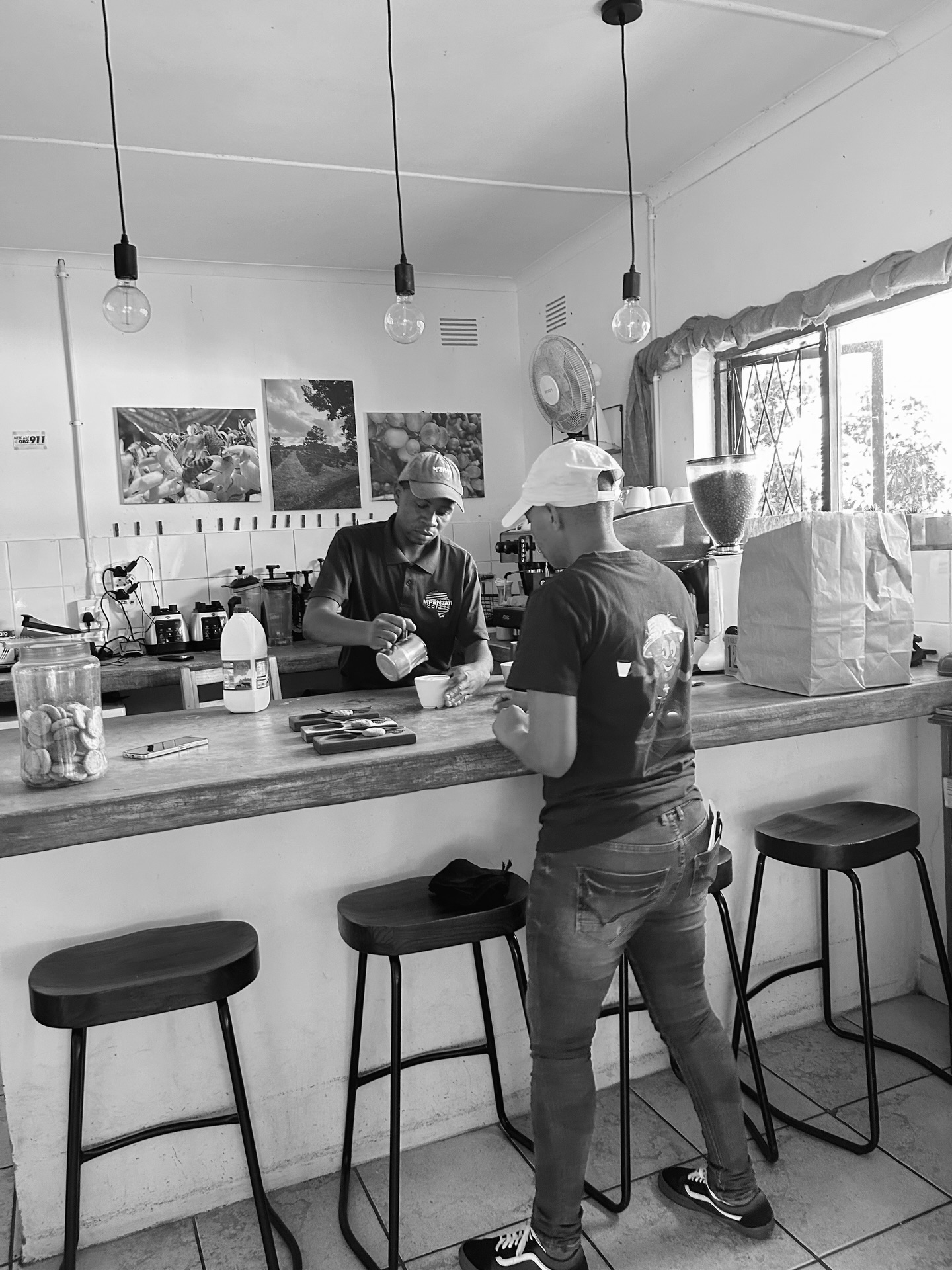 Behind every good cup of coffee is a team that works together!
#team #coffee #kzn #together #instagood