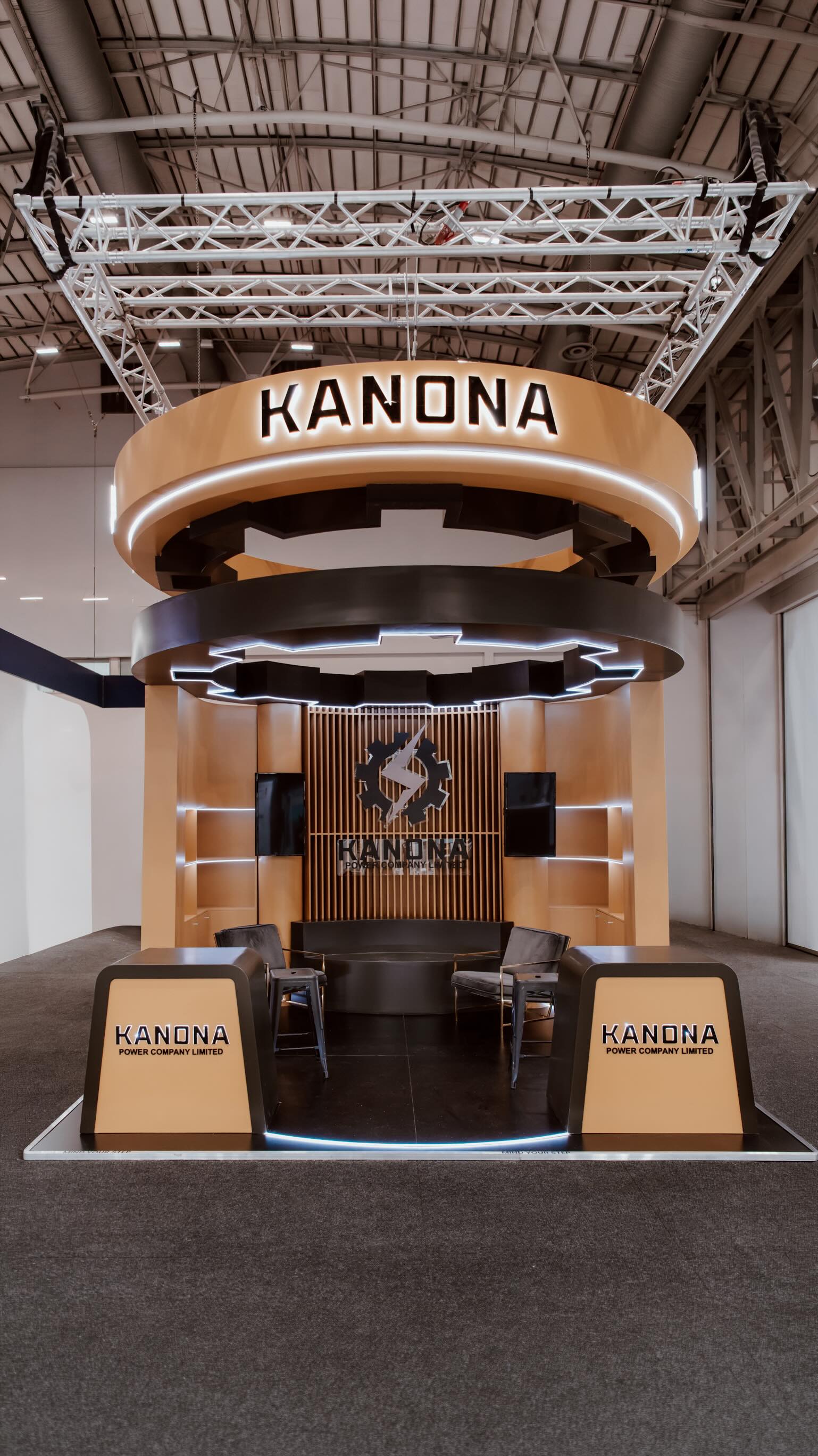 ✨Design. Build. Impact✨
Designed and built by our Happinest™ Custom team for @miningindaba , KANONA is a bold display of structure, strength, and precision.
Clean lines. Strong symmetry. A warm palette balanced against deep black finishes. Every detail works together to frame the brand at the centre of it all.
#MI26 #miningindaba2026 #happinestcustom #capetown #expobuilders