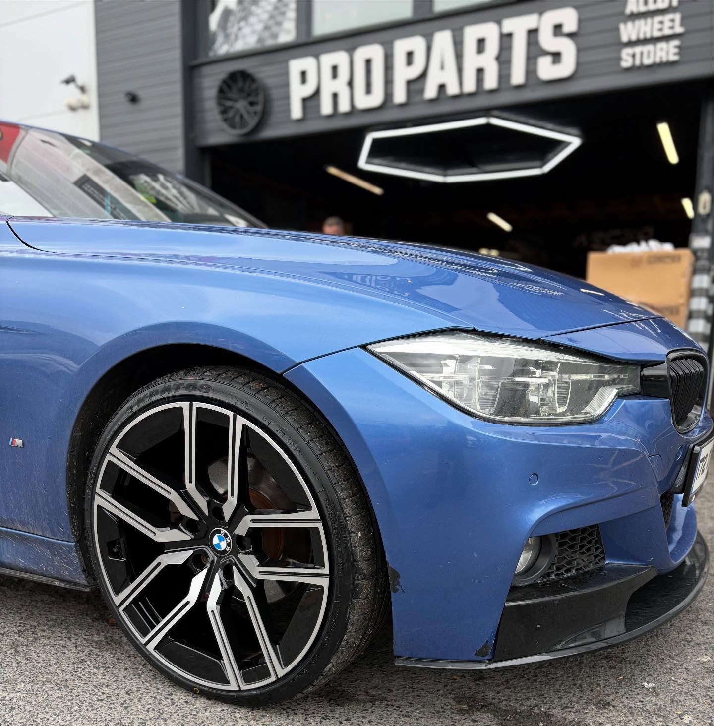 BMW F30 in for 20” M-sport alloys & tyre package 🔥