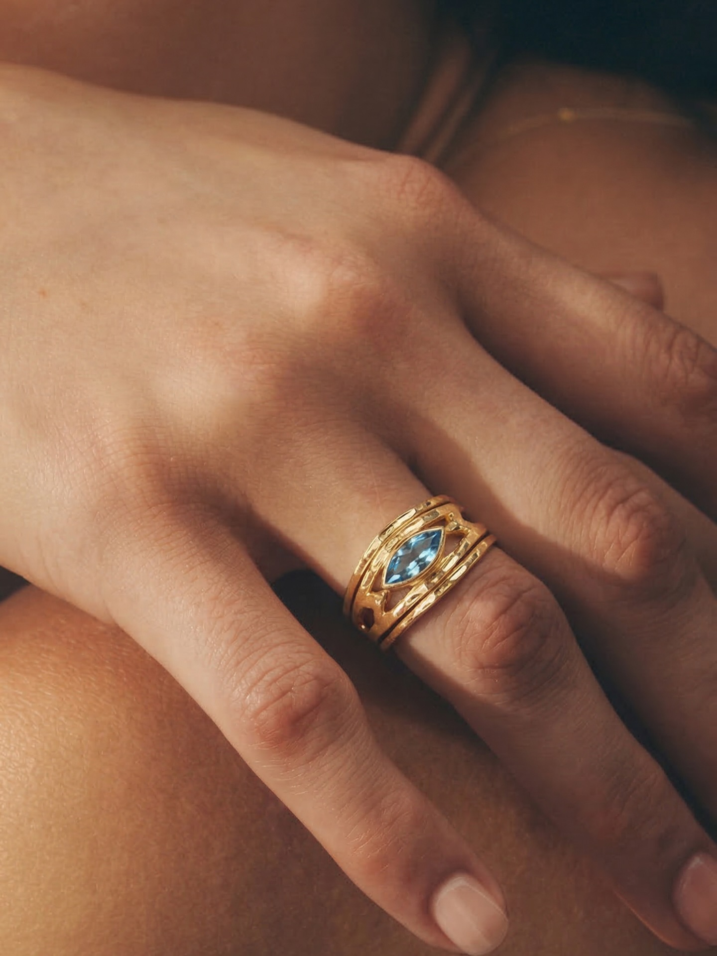 זה סוף סוף כאן. כל התכשיטים החדשים מחכים לכן עכשיו באתר🤍