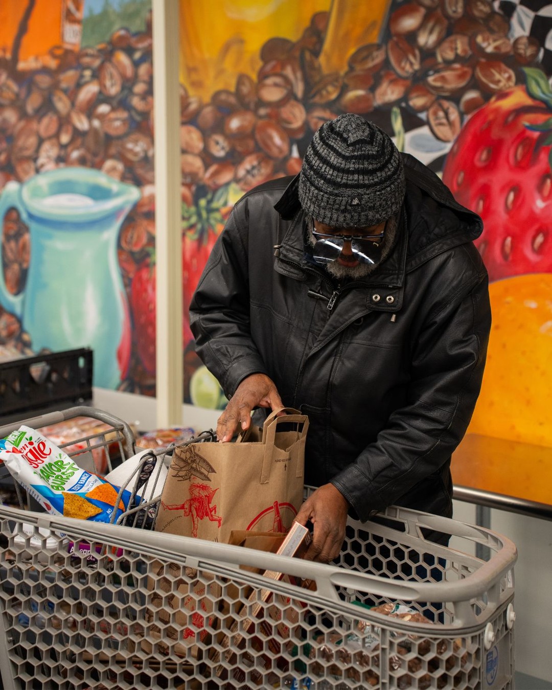 Join us Wednesday, March 18 for Senior Shopping Day. š
Each month, Westminster welcomes neighbors 55+ in Marion County for access to nutritious food and a warm meal in community.
š Food Pantry: 9:00 AM ā 12:00 PM
š² Soup Kitchen: 10:00 AM ā 11:45 AM
A special thank you to @centerwellprimarycareanywhere for sponsoring this important day for our senior neighbors.