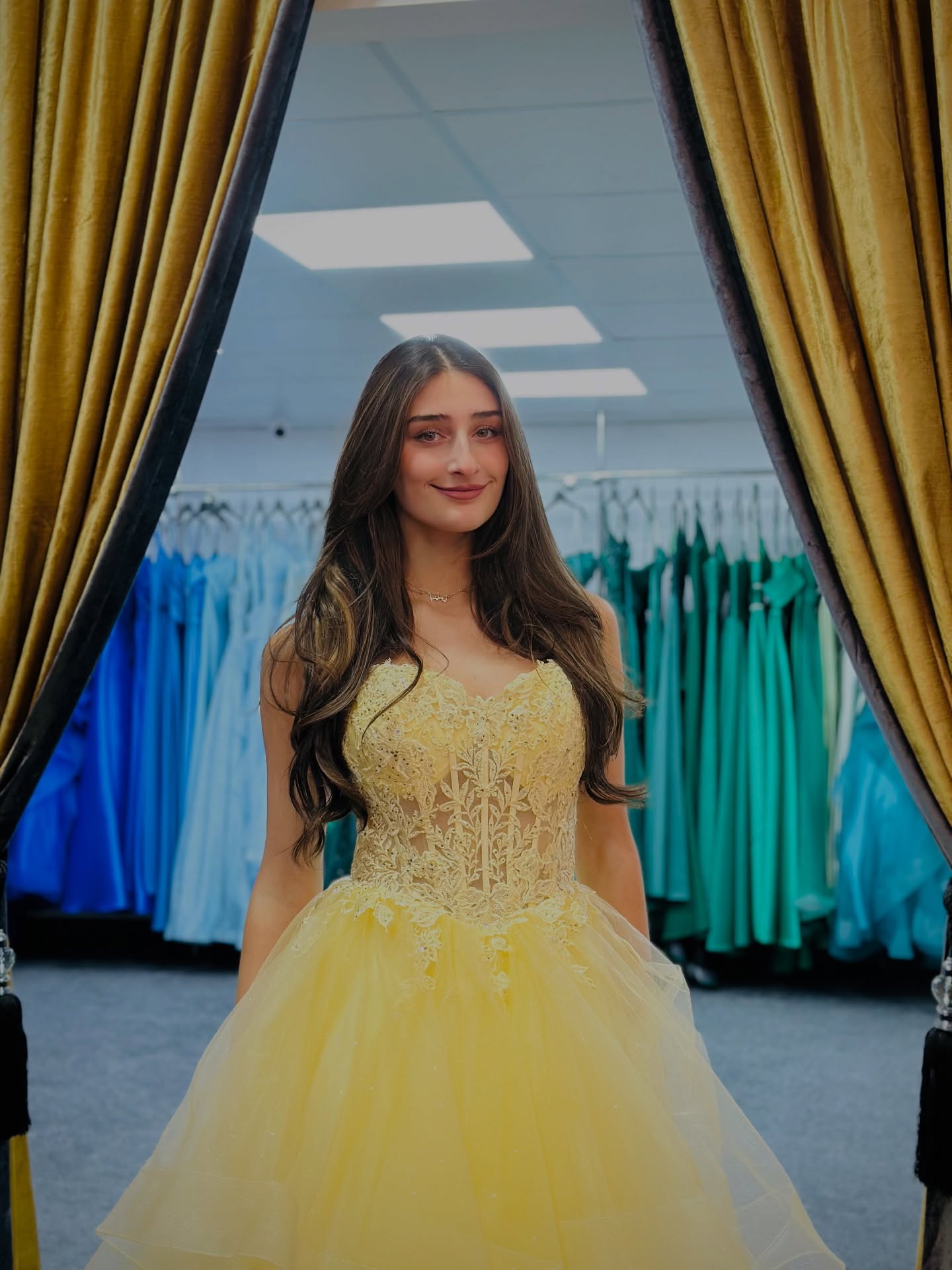 ✨ Make your prom unforgettable in this dreamy yellow gown.
💛 MEADOW- Elegant lace, fairy-tale vibes, and limited pieces available💛
Don’t wait—your perfect dress might be gone tomorrow!
#dennyhighschool #falkrikhigh #ourladieshighschool #perthgrammarschool #richardrosecentralacademy